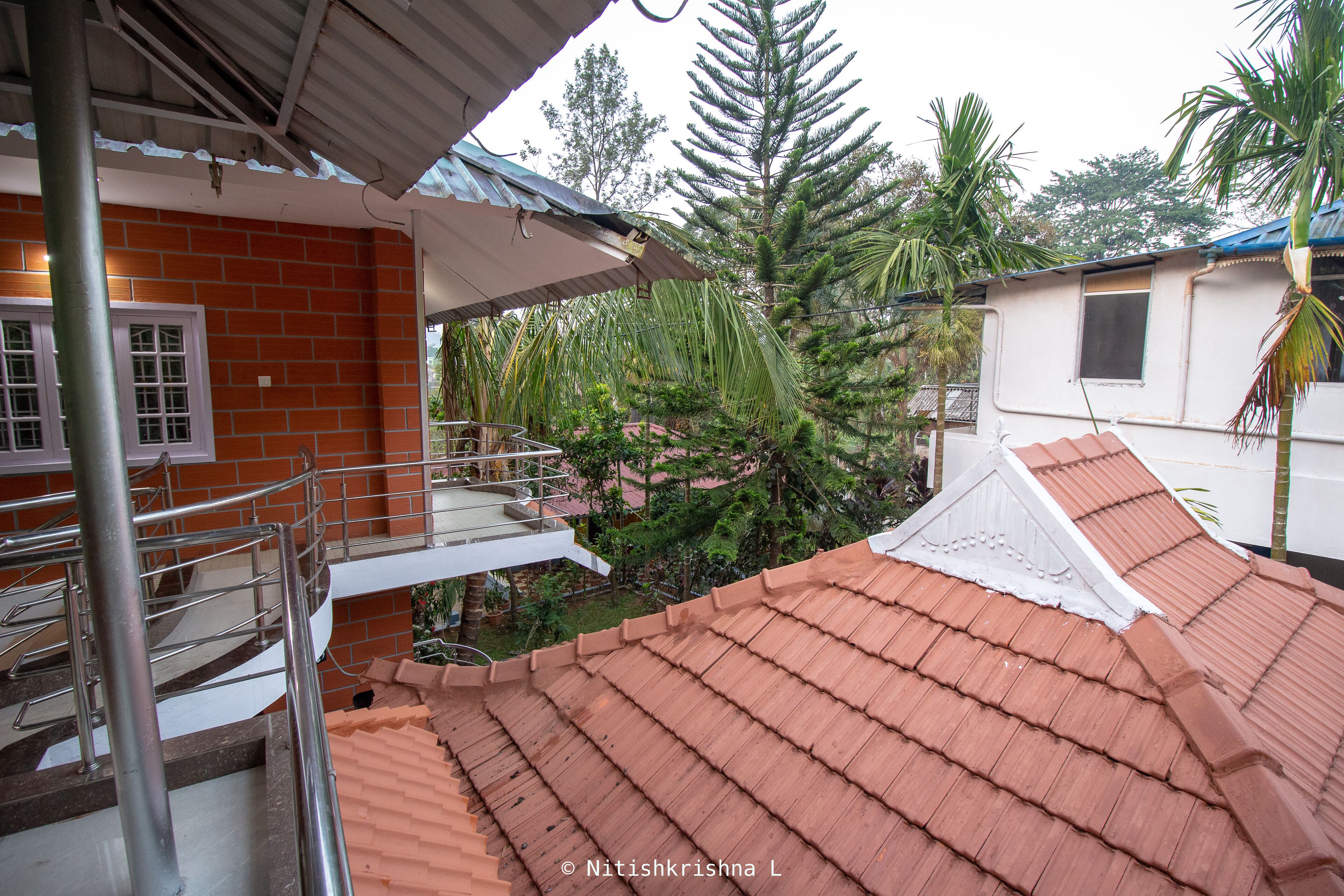 Livgrand Deepikas Residence Valparai
