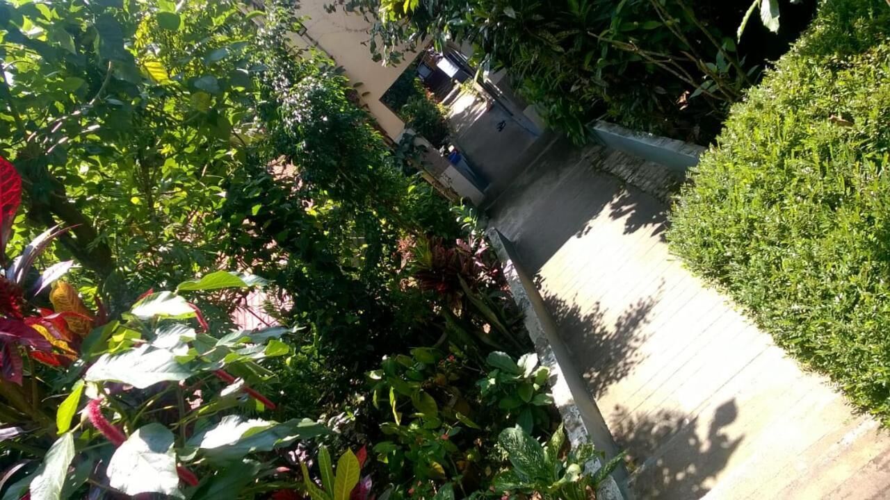 Livgrand Deepikas Residence Valparai