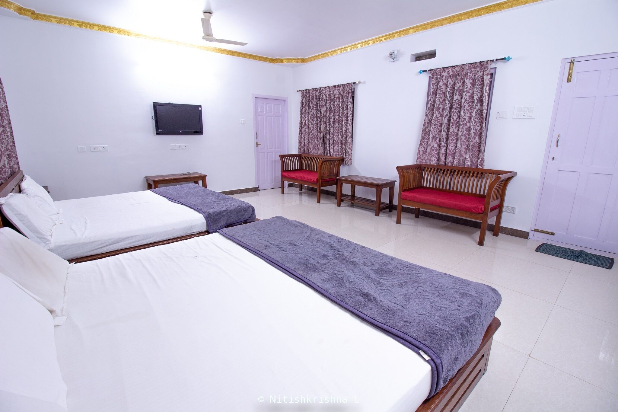 Livgrand Deepikas Residence Valparai