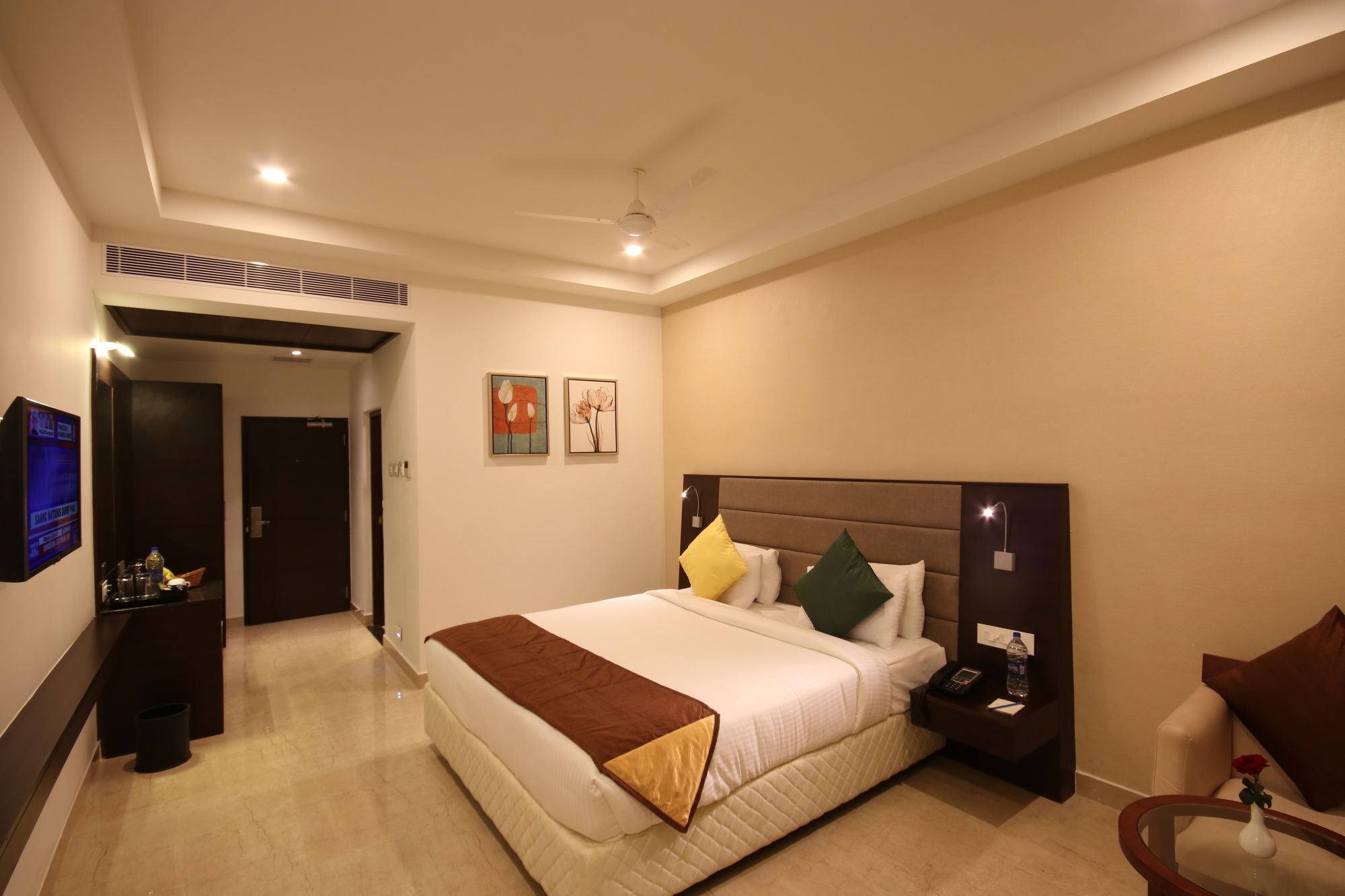 Hotel Khanna Fiesta