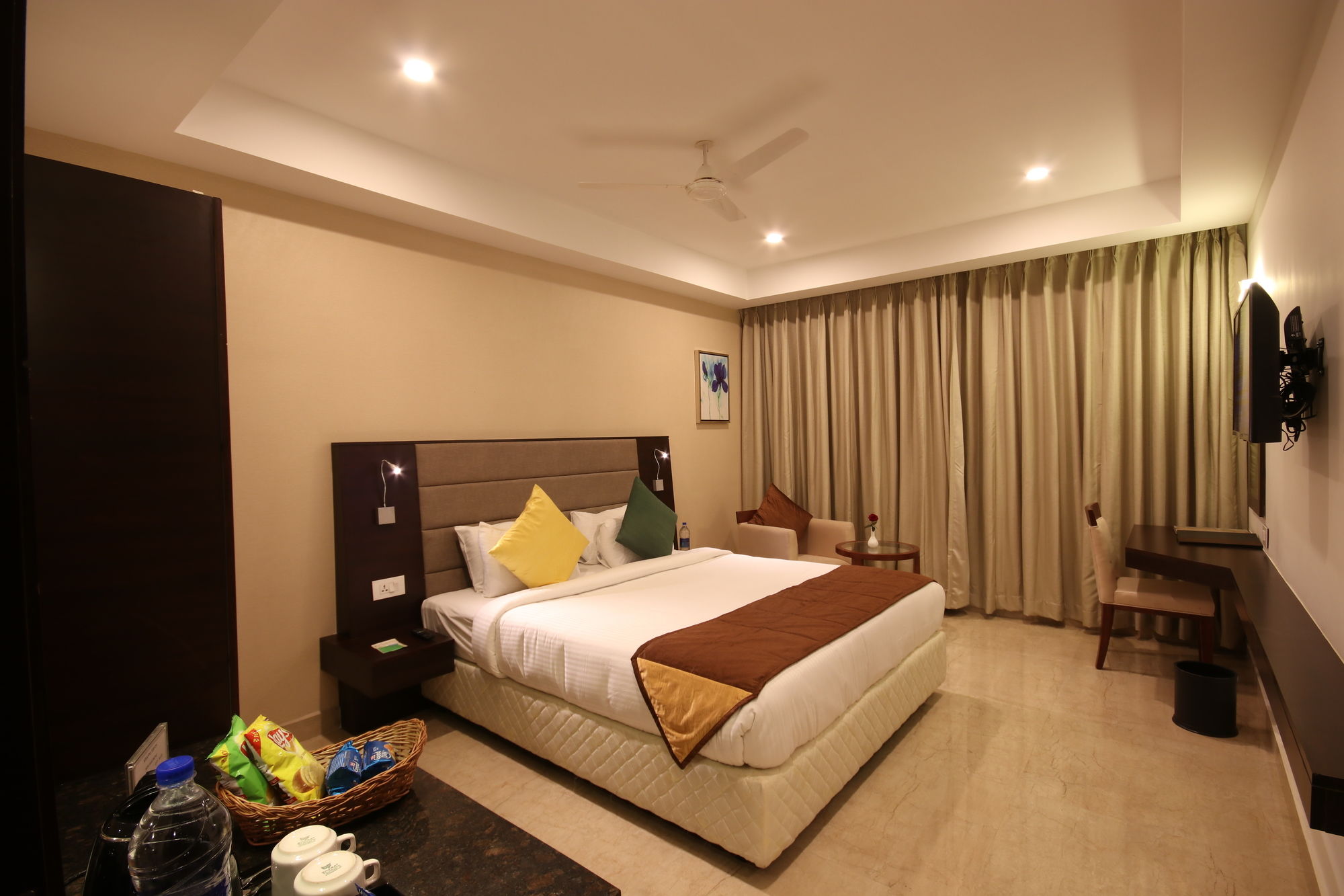 Hotel Khanna Fiesta