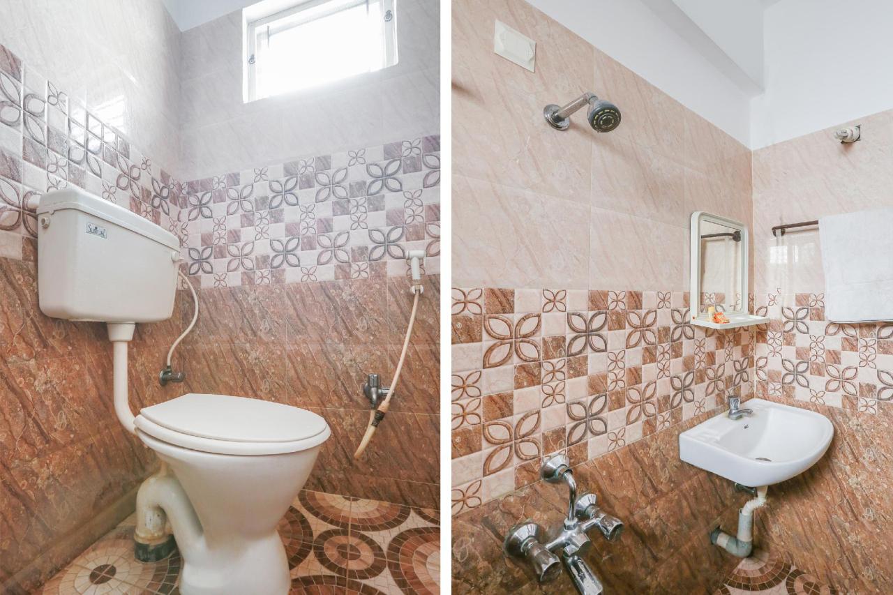 Svs Mahal  by OYO Rooms