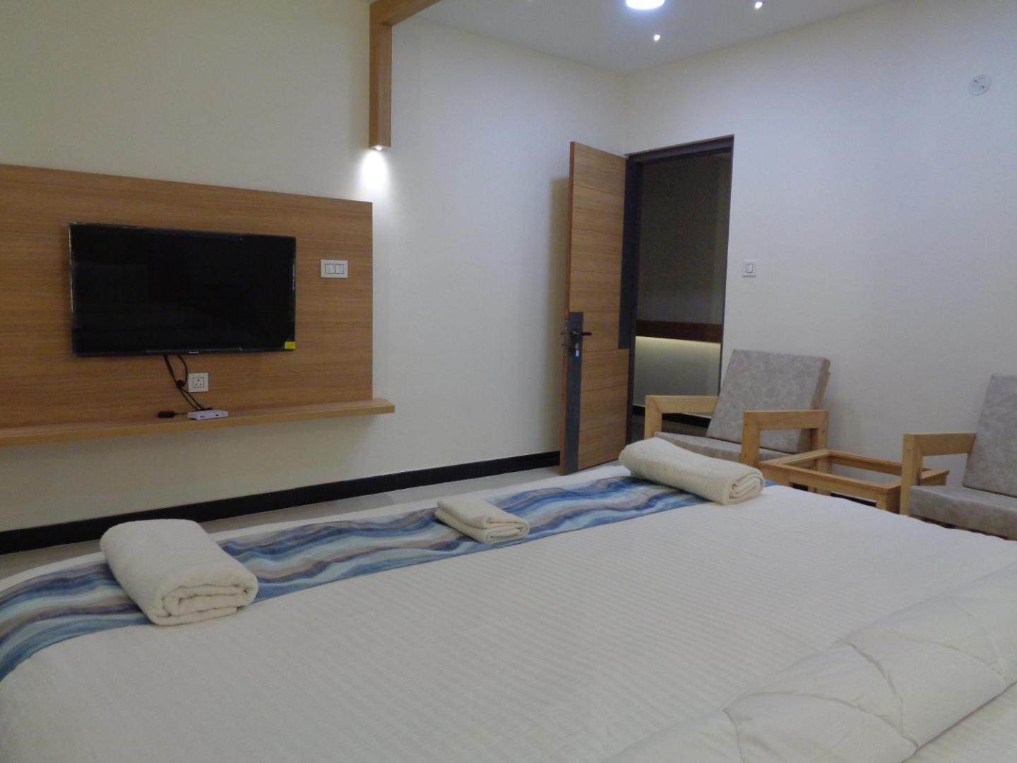The Nest Compact Inn