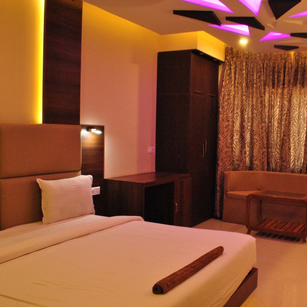 Hotel Sriram JB Residency