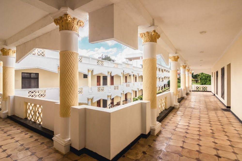 Hotel Landmark