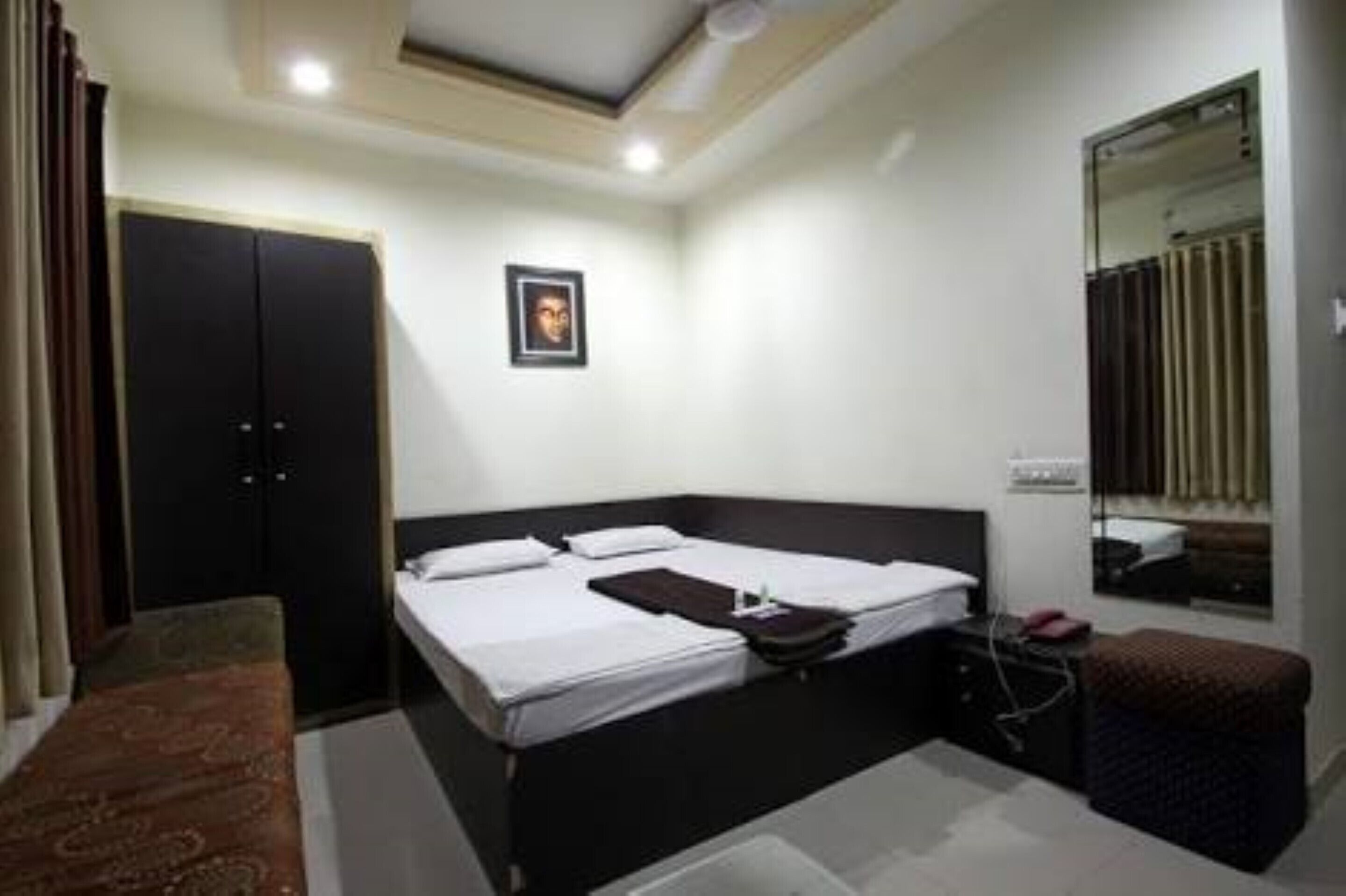 Hotel Royal Inn