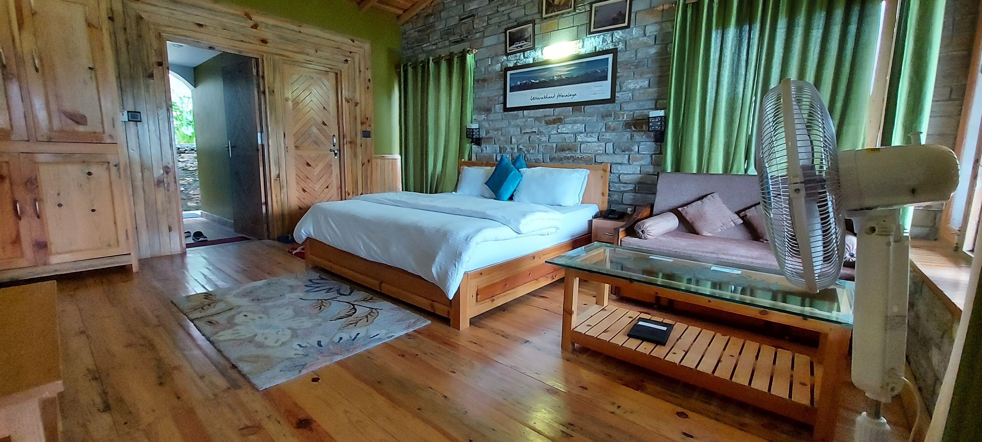 Kasar Himalaya Holiday Home