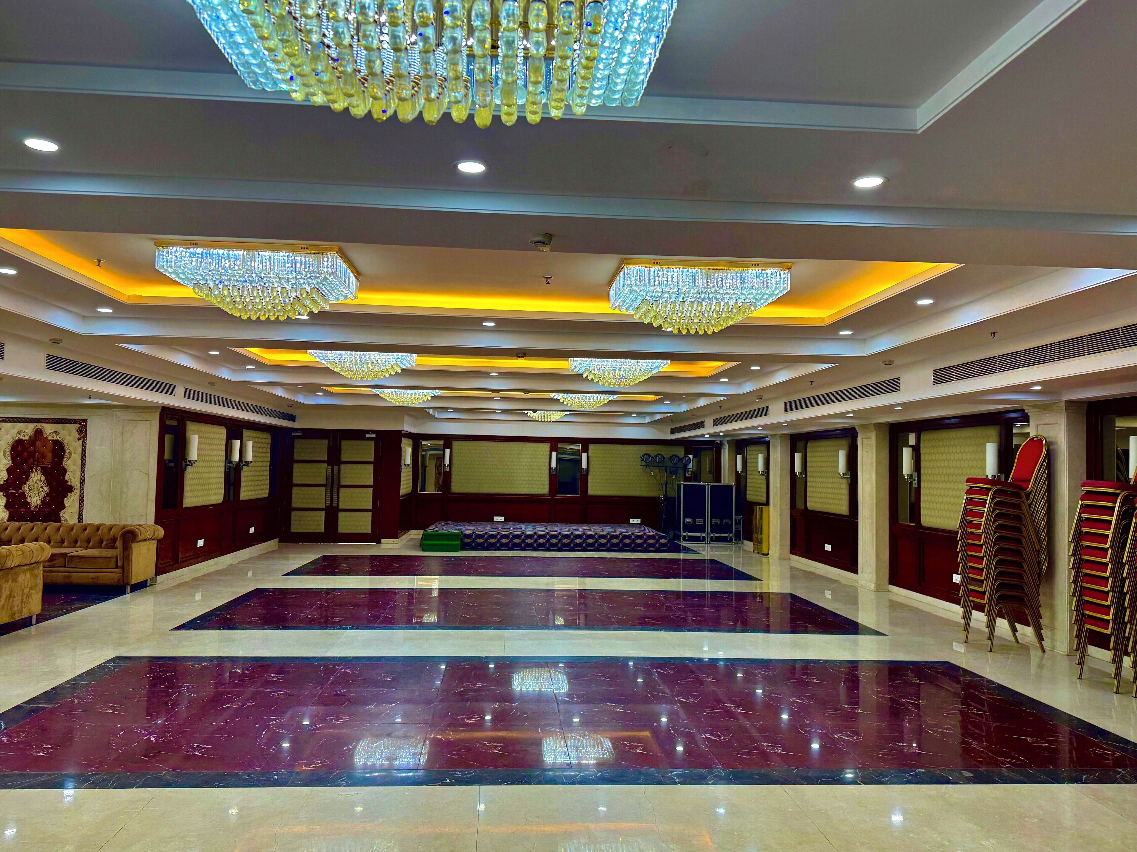 Comfort Hotel GMS Grand