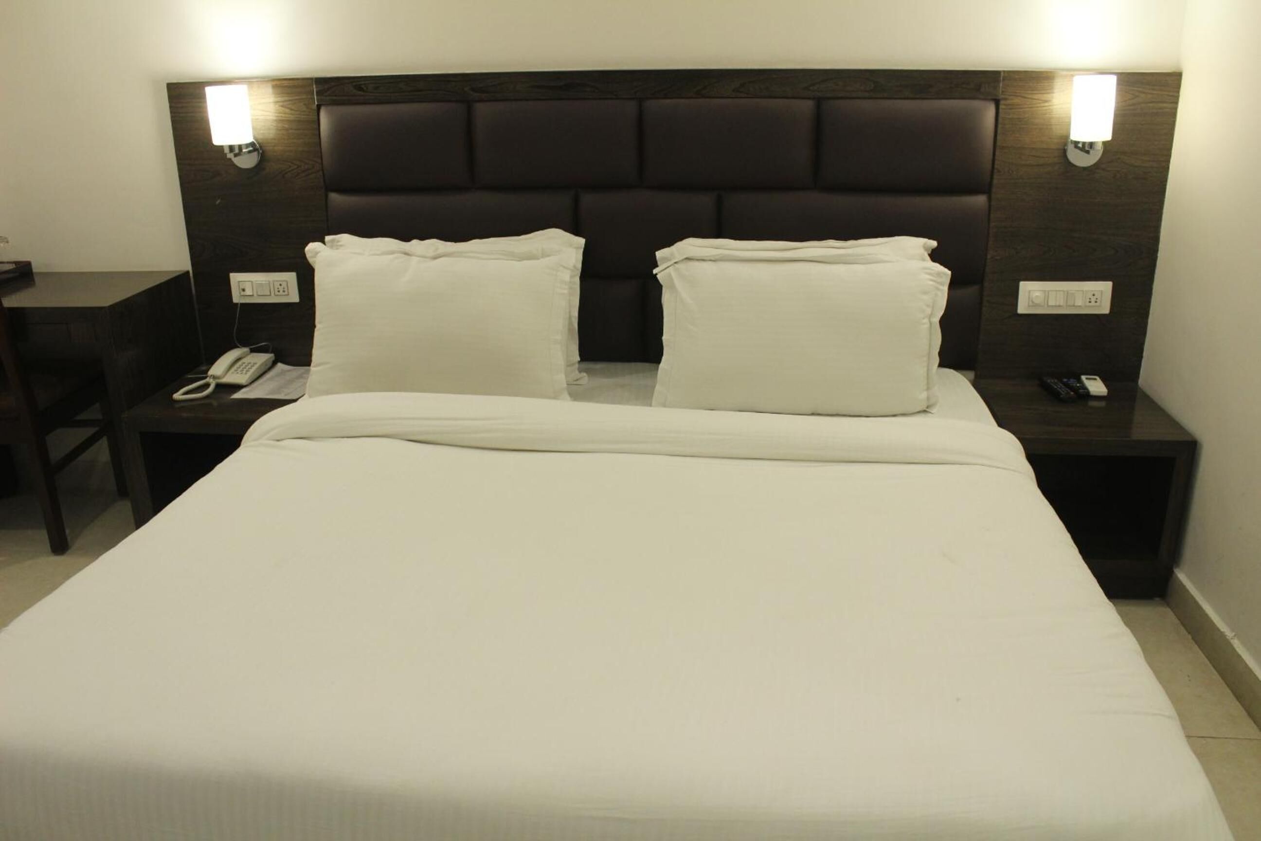 Hotel Height View Residency