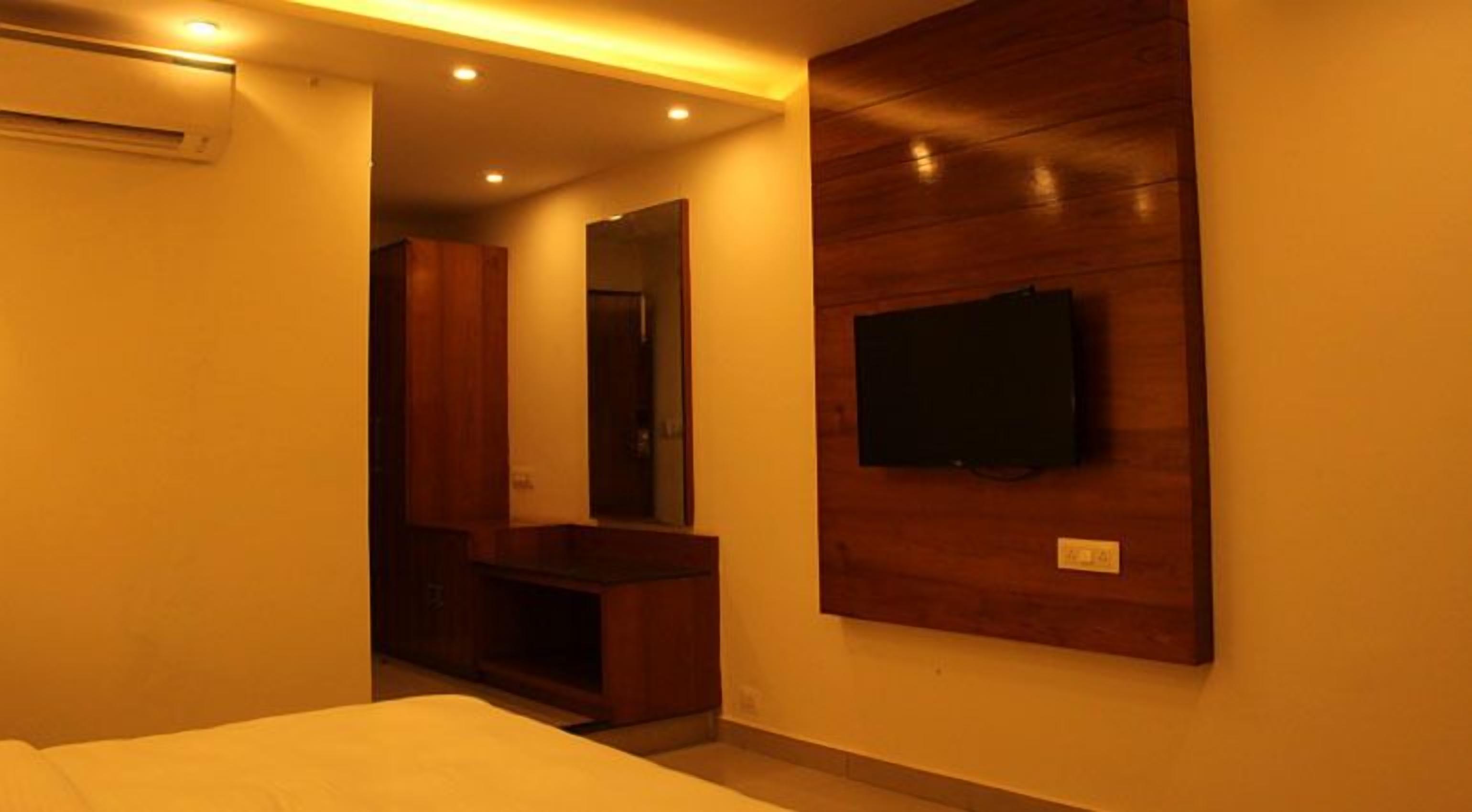 Hotel Height View Residency