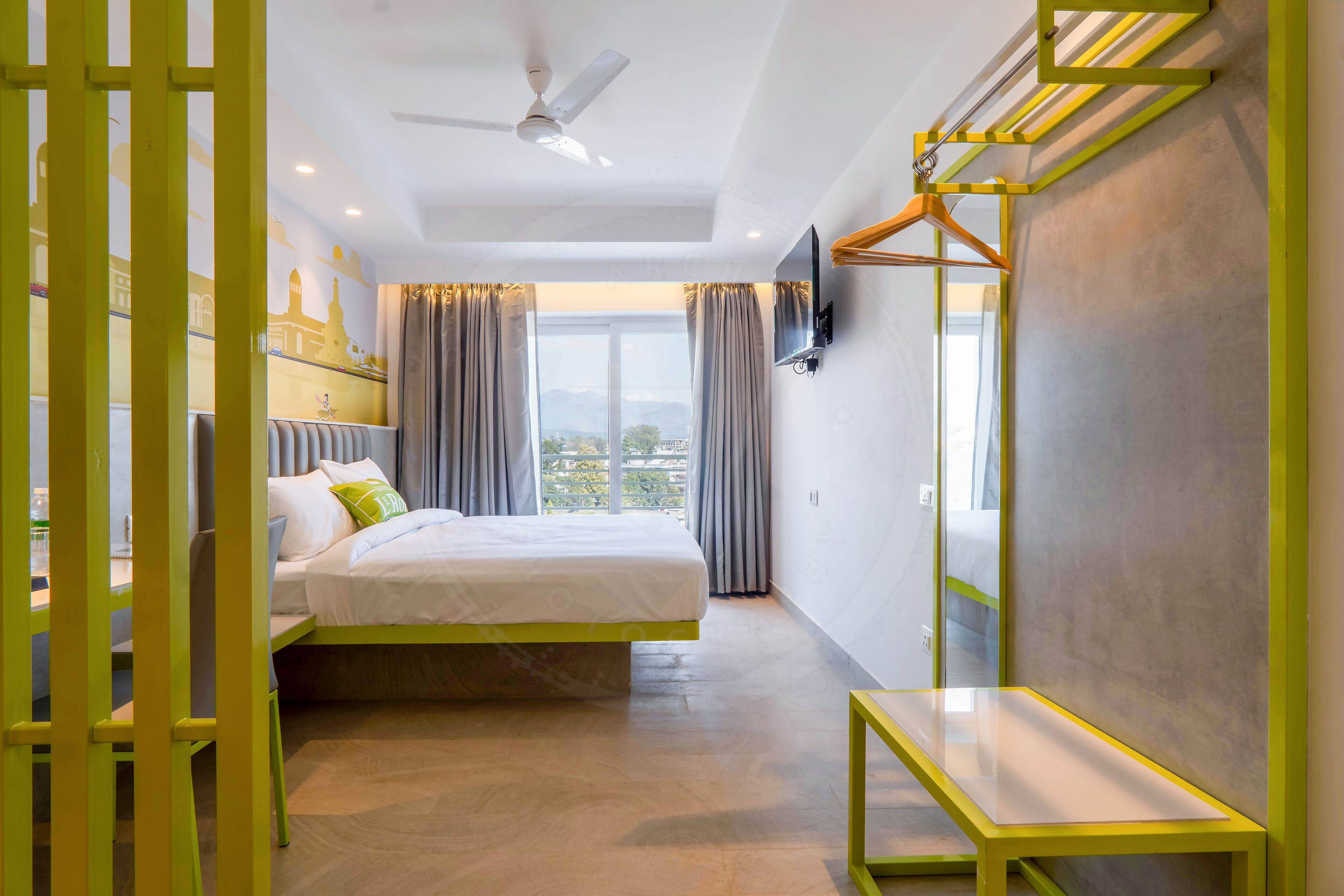 Hotel Le Roi Dehradun