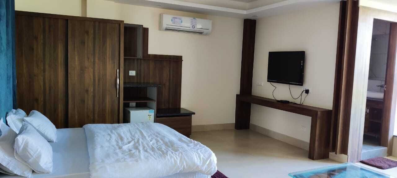 Hotel Maira