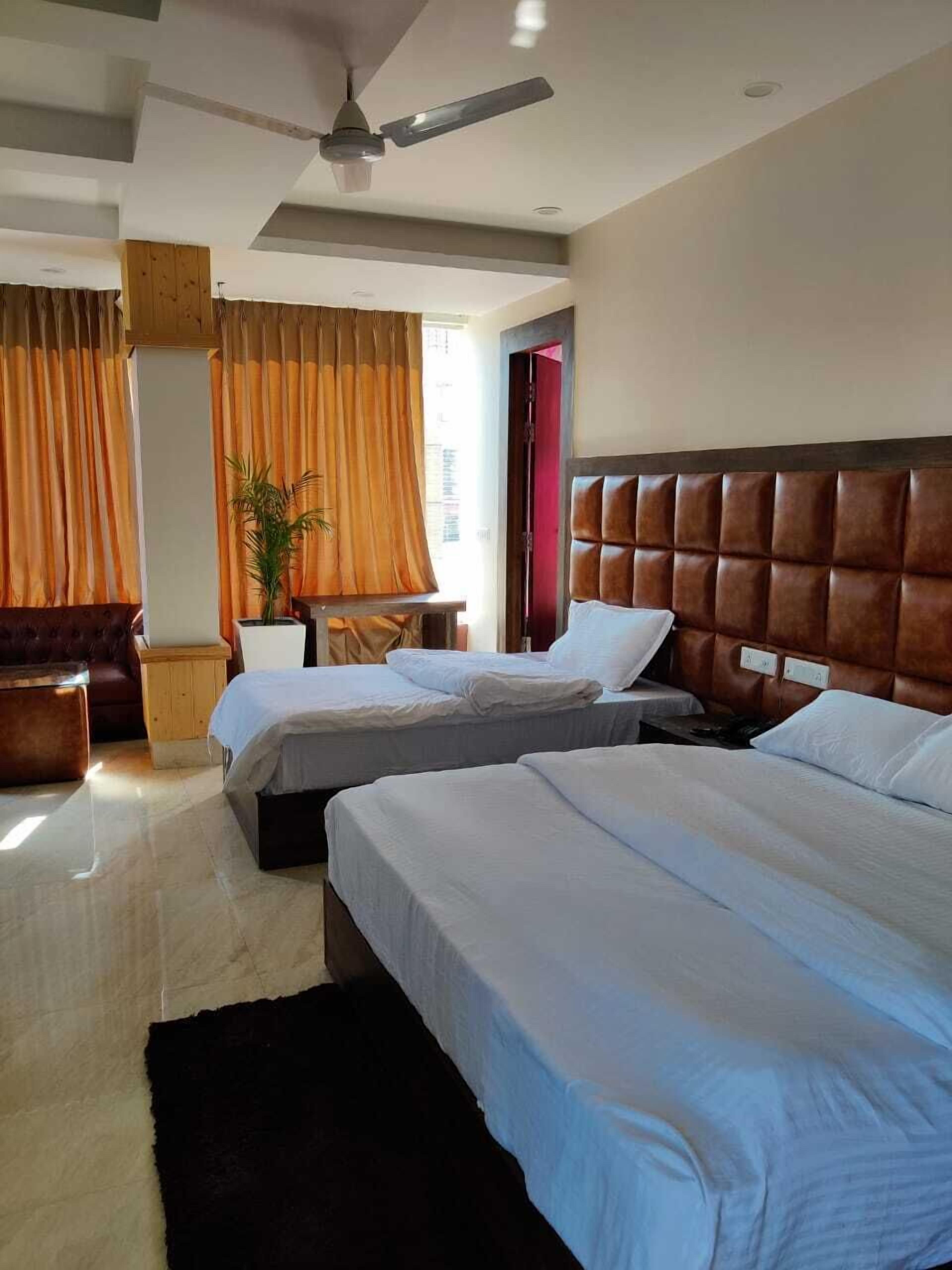 Hotel Maira