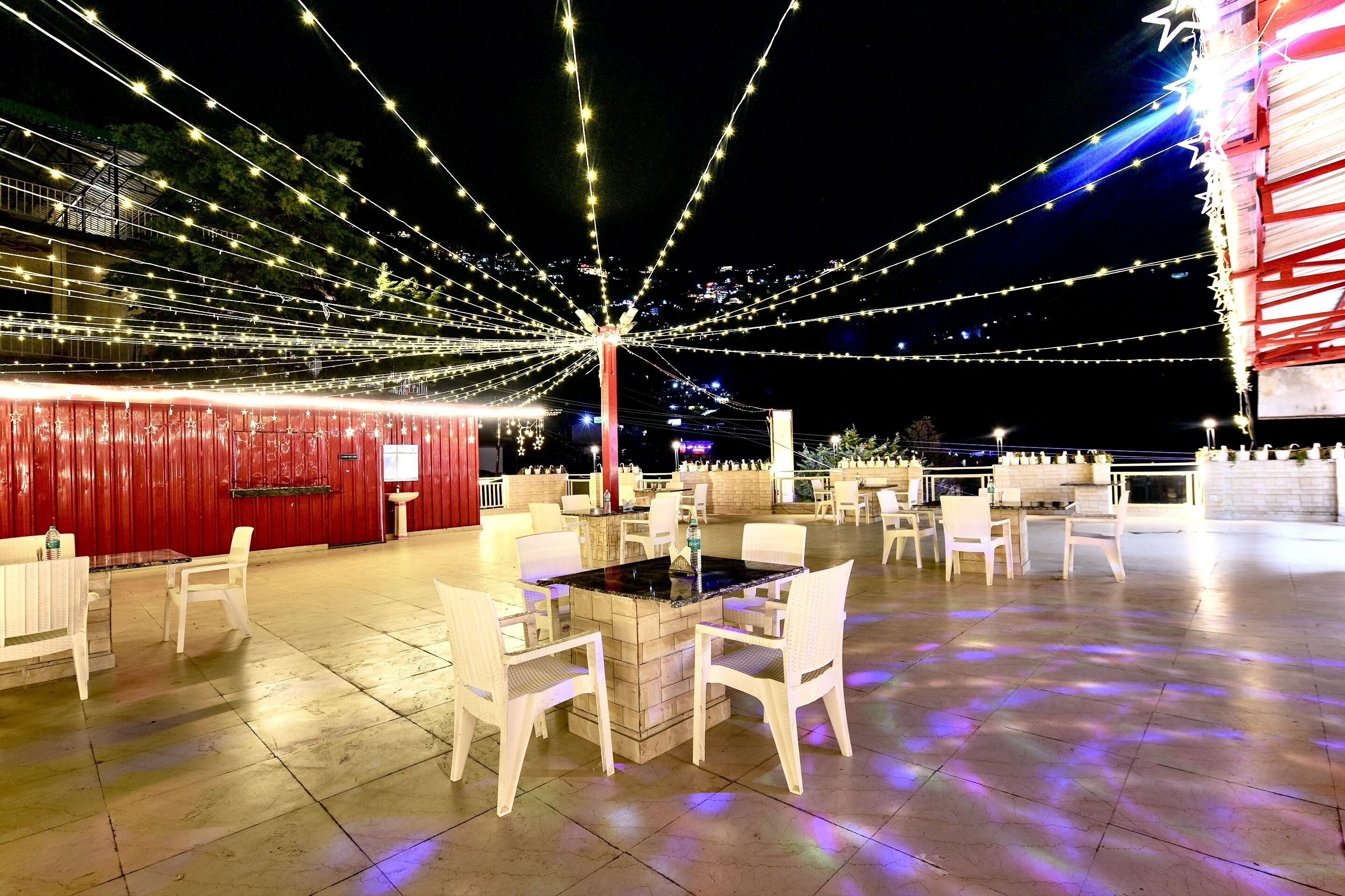 Hotel Shiva Lake