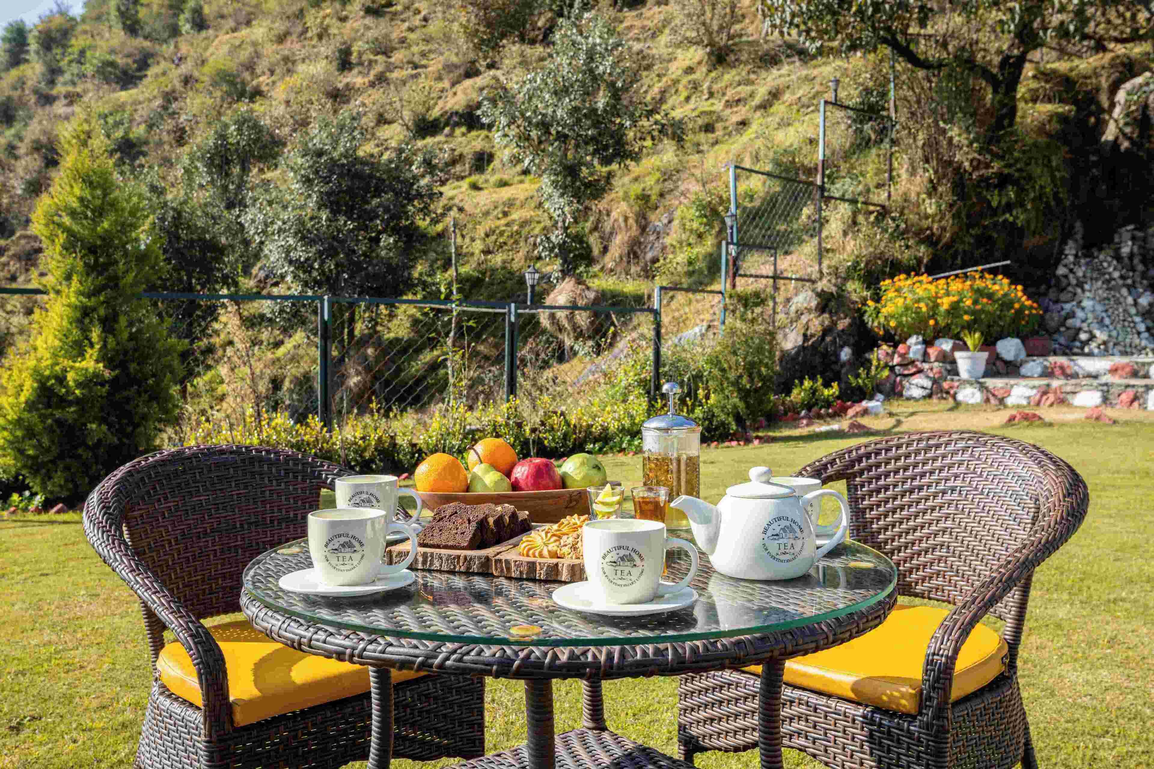 ama Stays & Trails Barefoot Bungalow, Dhanaulti