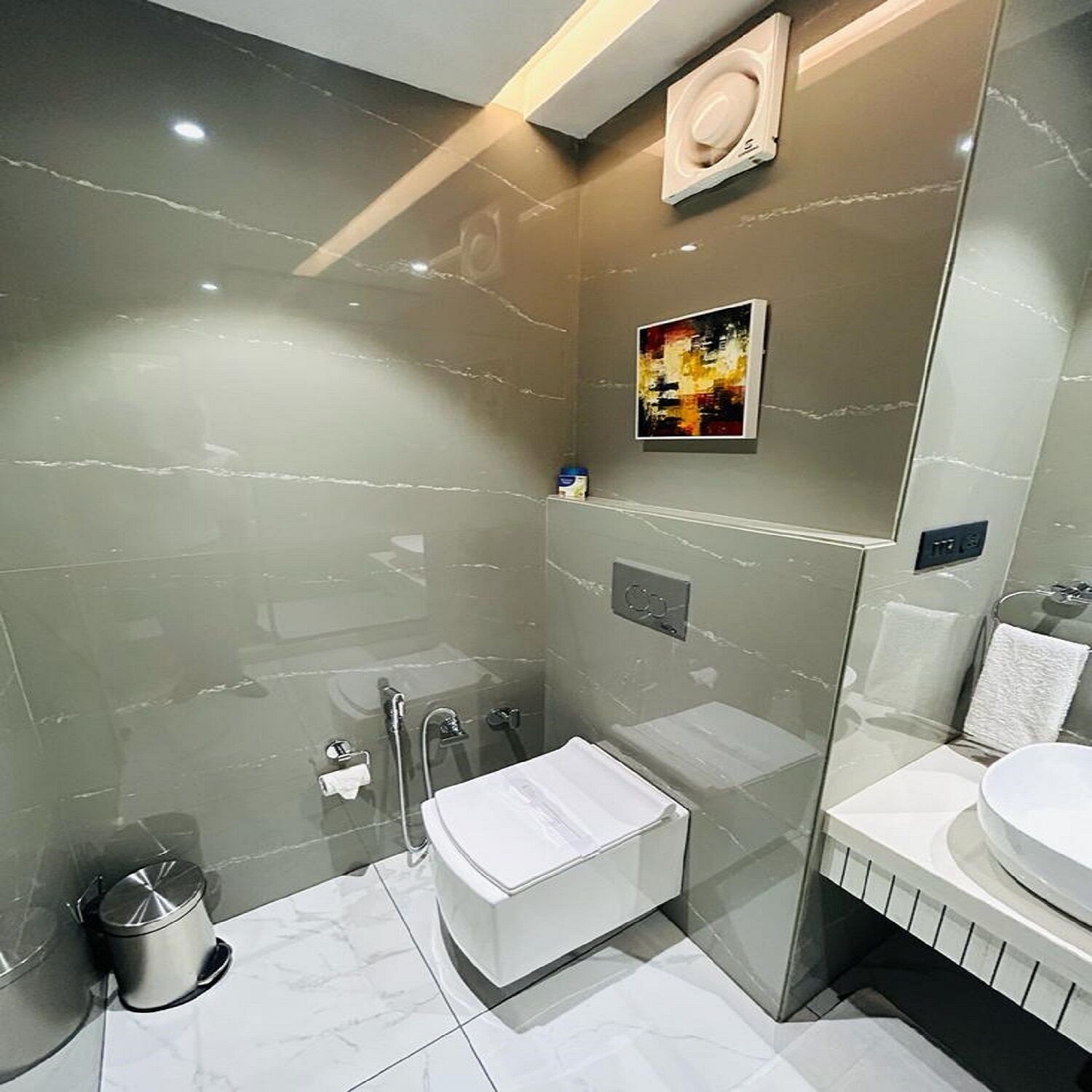 Five Elements Hotels - Goldleaf Haldwani