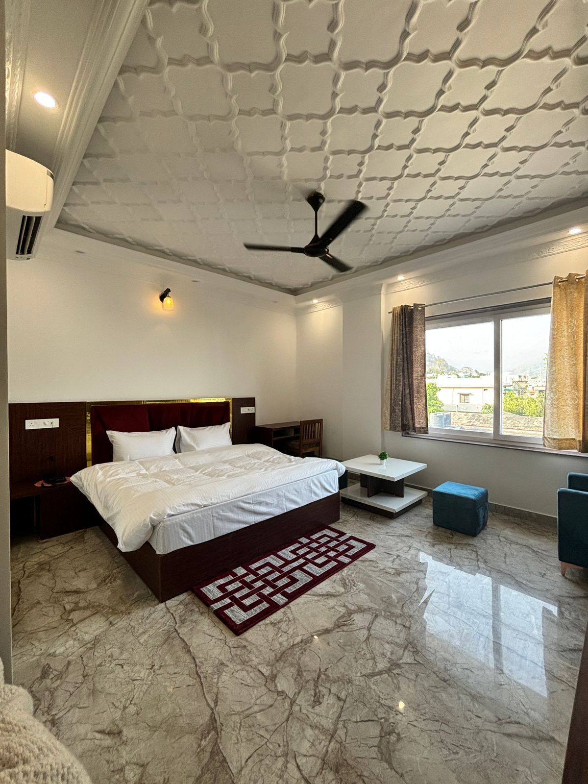 Hotel White inn