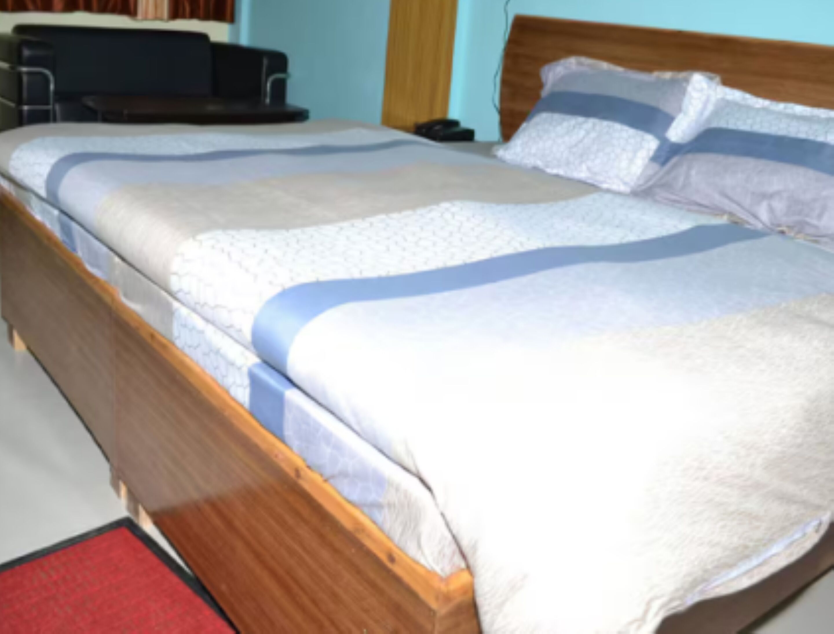 Hotel Himshikhar