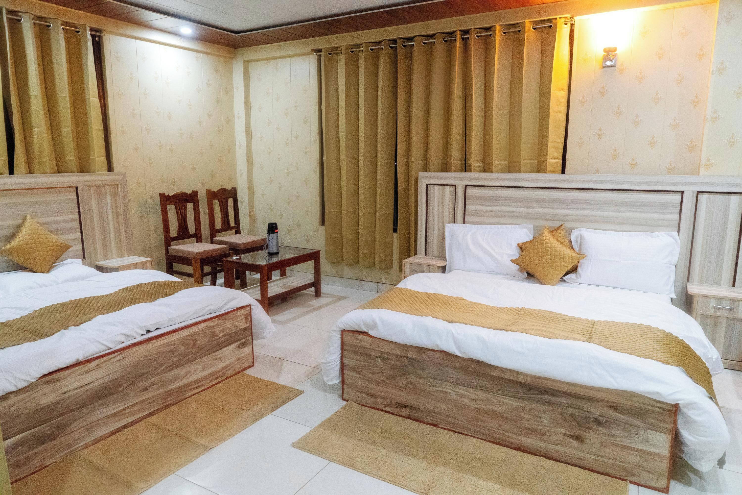 Hotel SNR Grand
