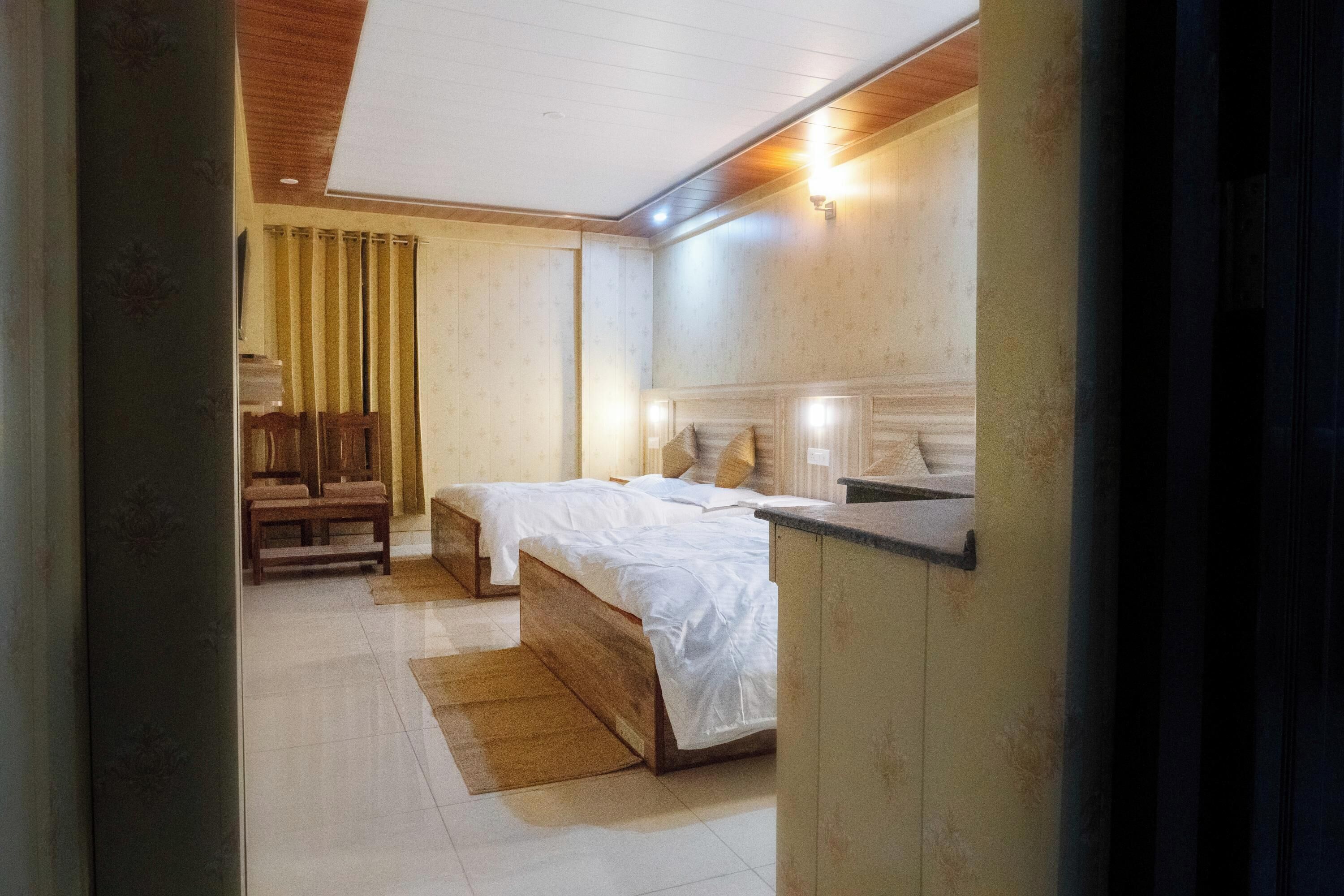 Hotel SNR Grand