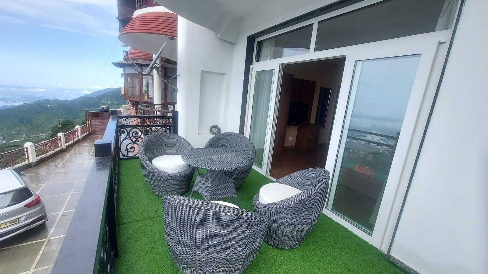 Casa Arhan Luxury Mussoorie Homestay