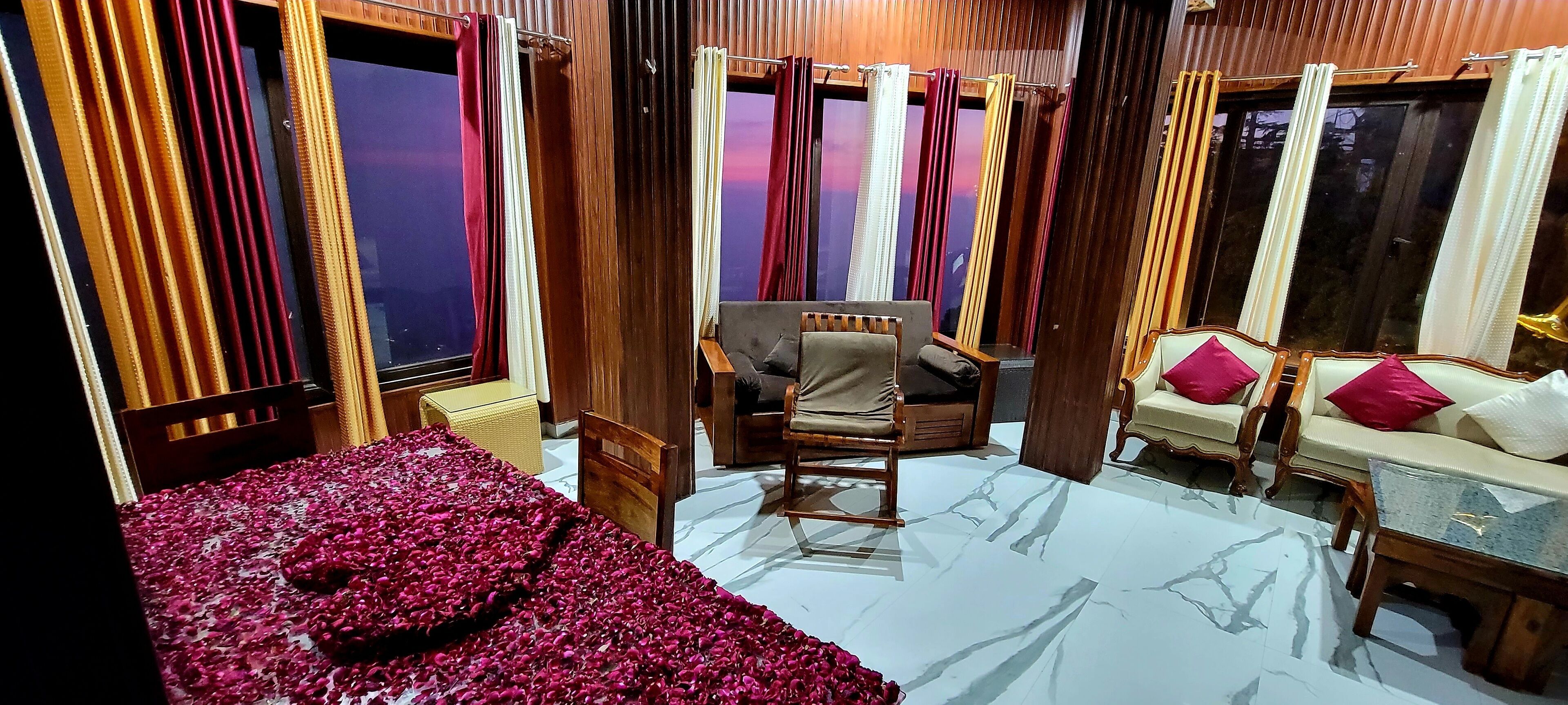 Casa Arhan Luxury Mussoorie Homestay