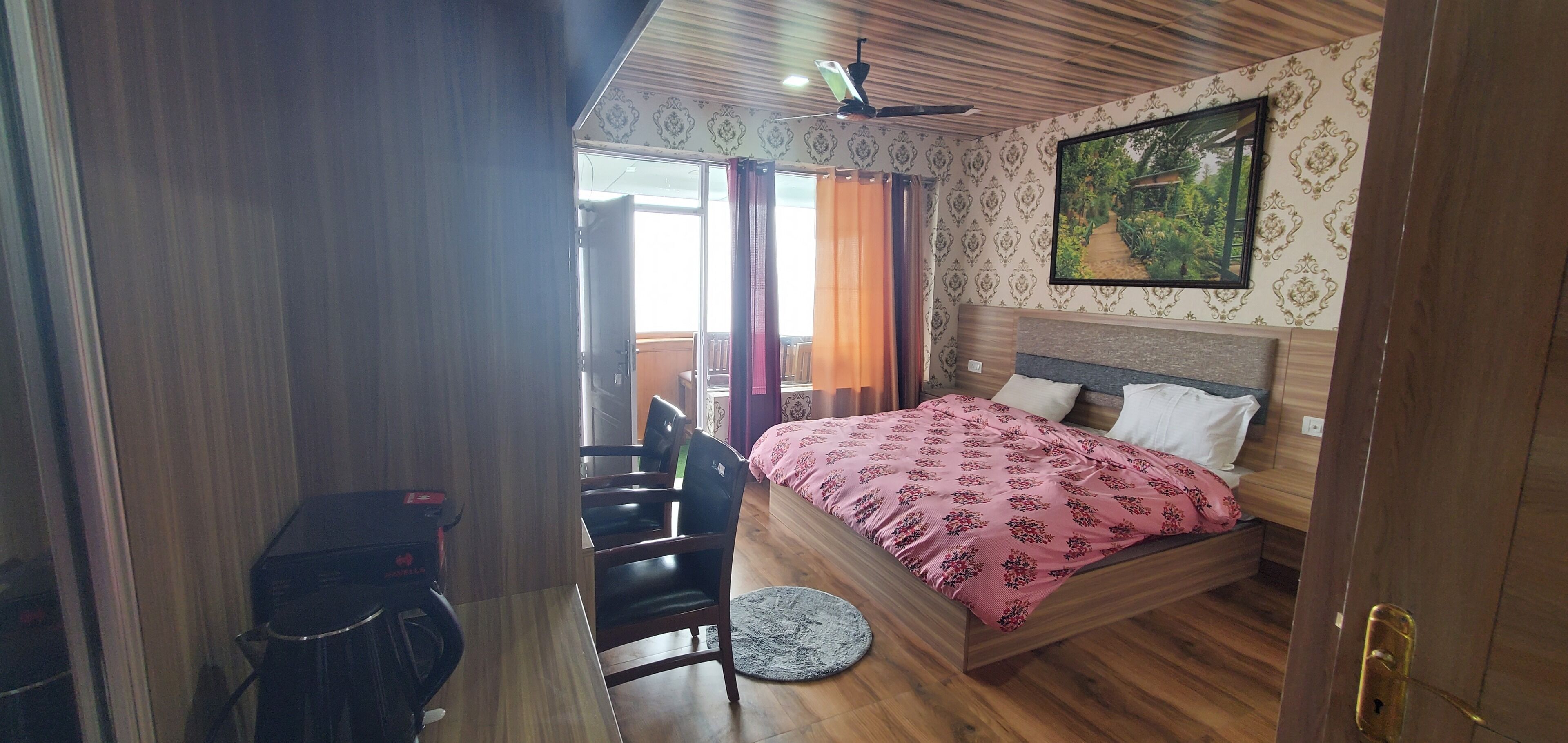 Casa Arhan Luxury Mussoorie Homestay