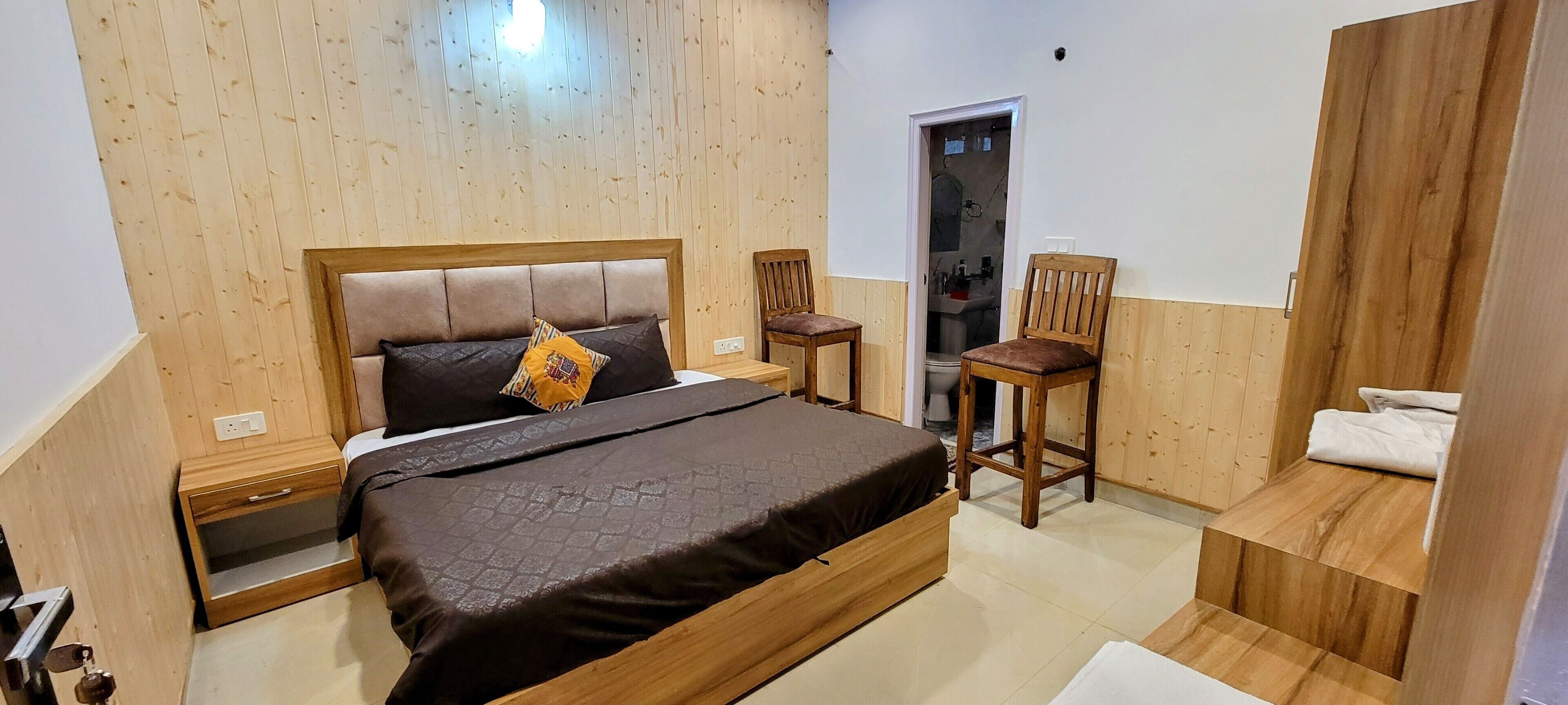 Casa Arhan Luxury Mussoorie Homestay