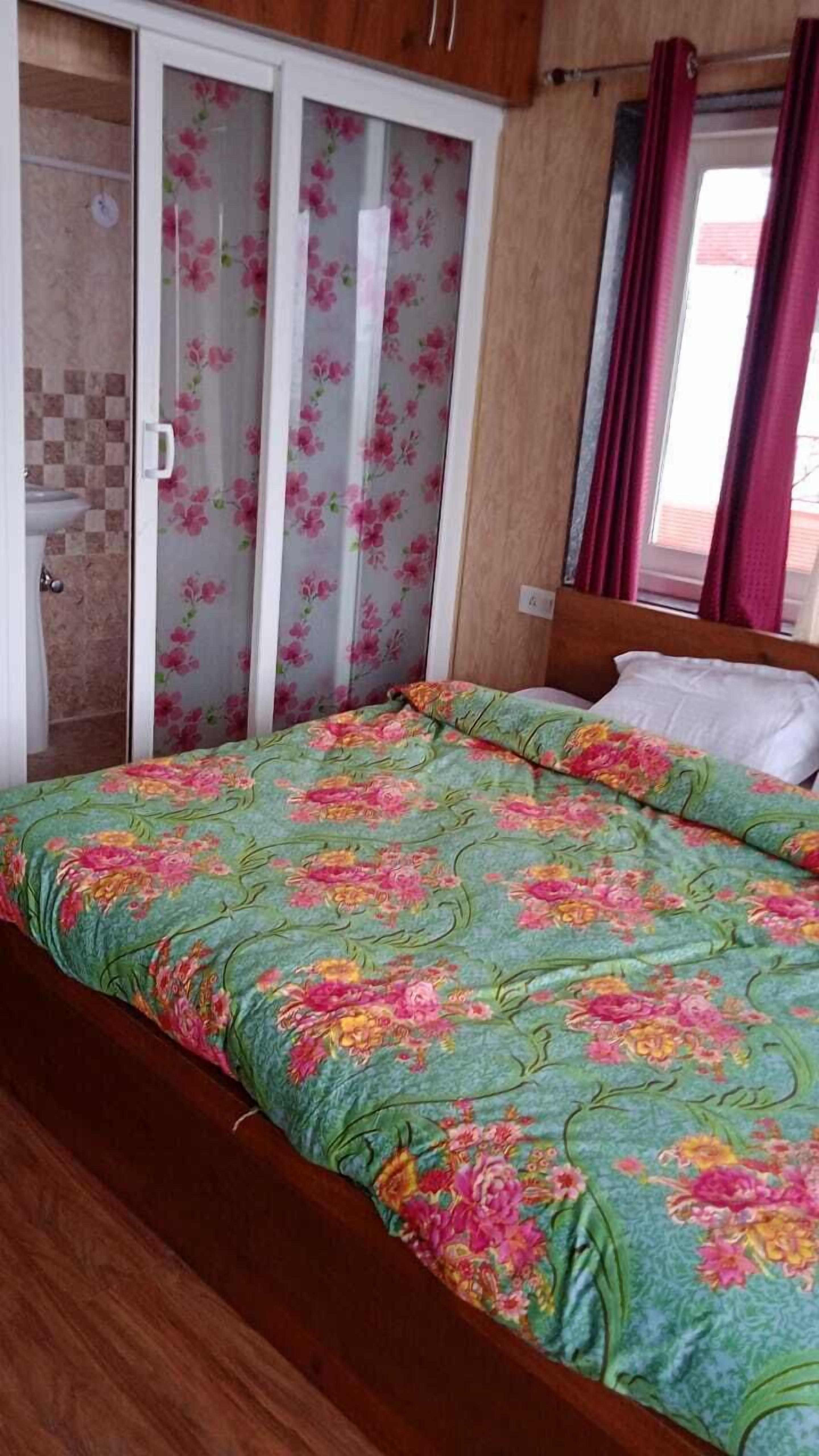 Casa Arhan Luxury Mussoorie Homestay