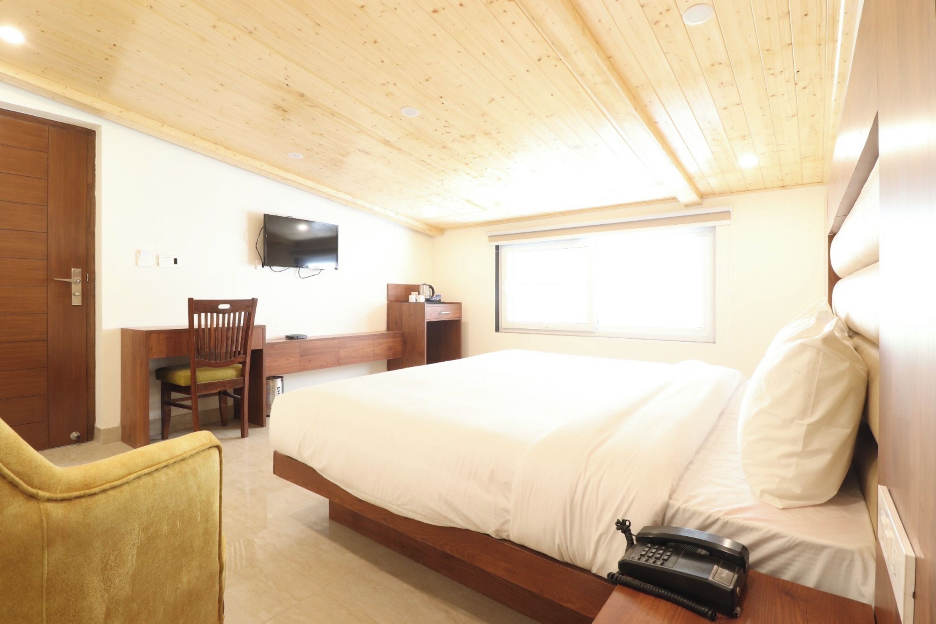 Hotel Mussoorie Heights