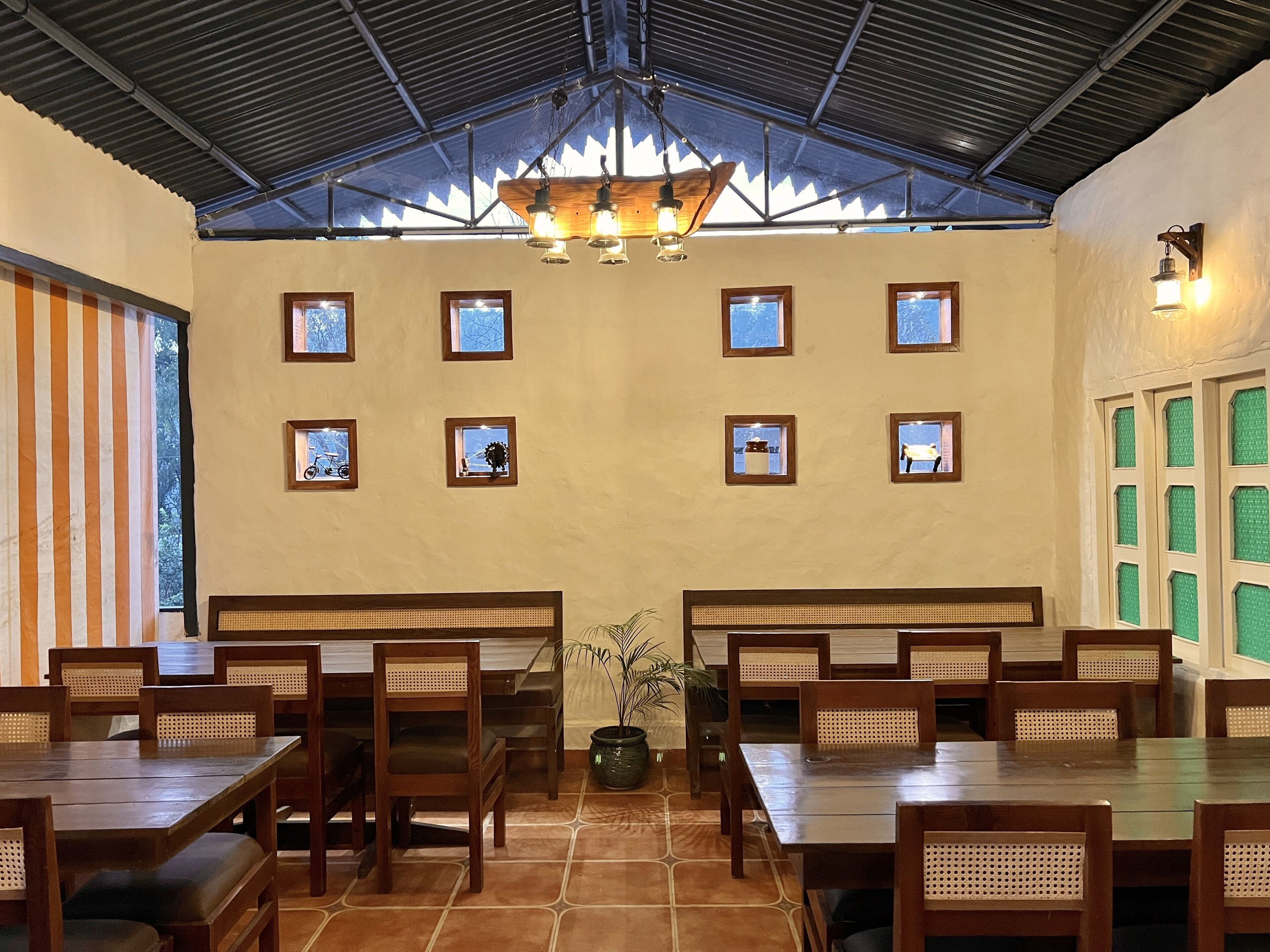 Maati Signature Collection by Eight Continents