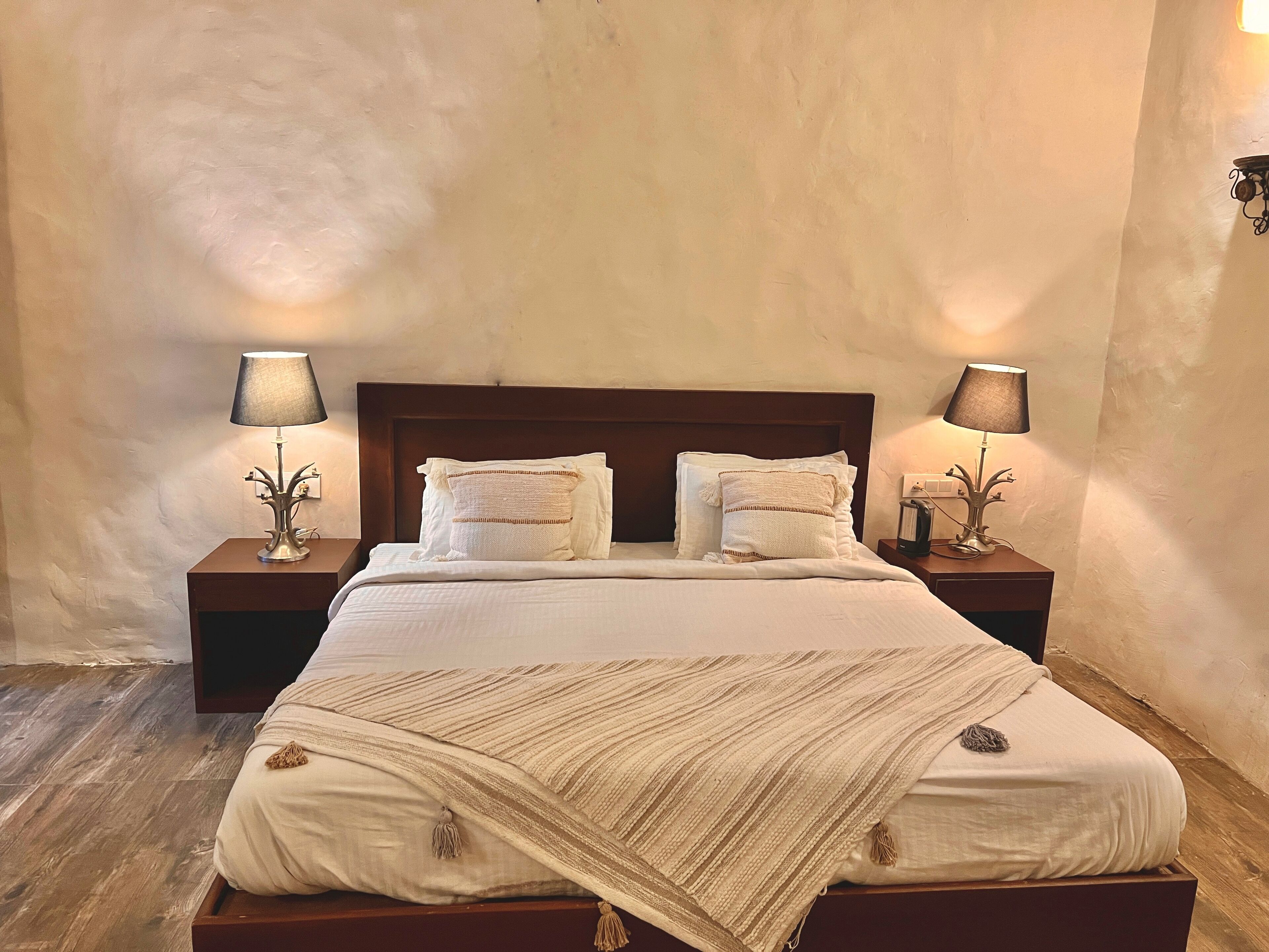 Maati Signature Collection by Eight Continents