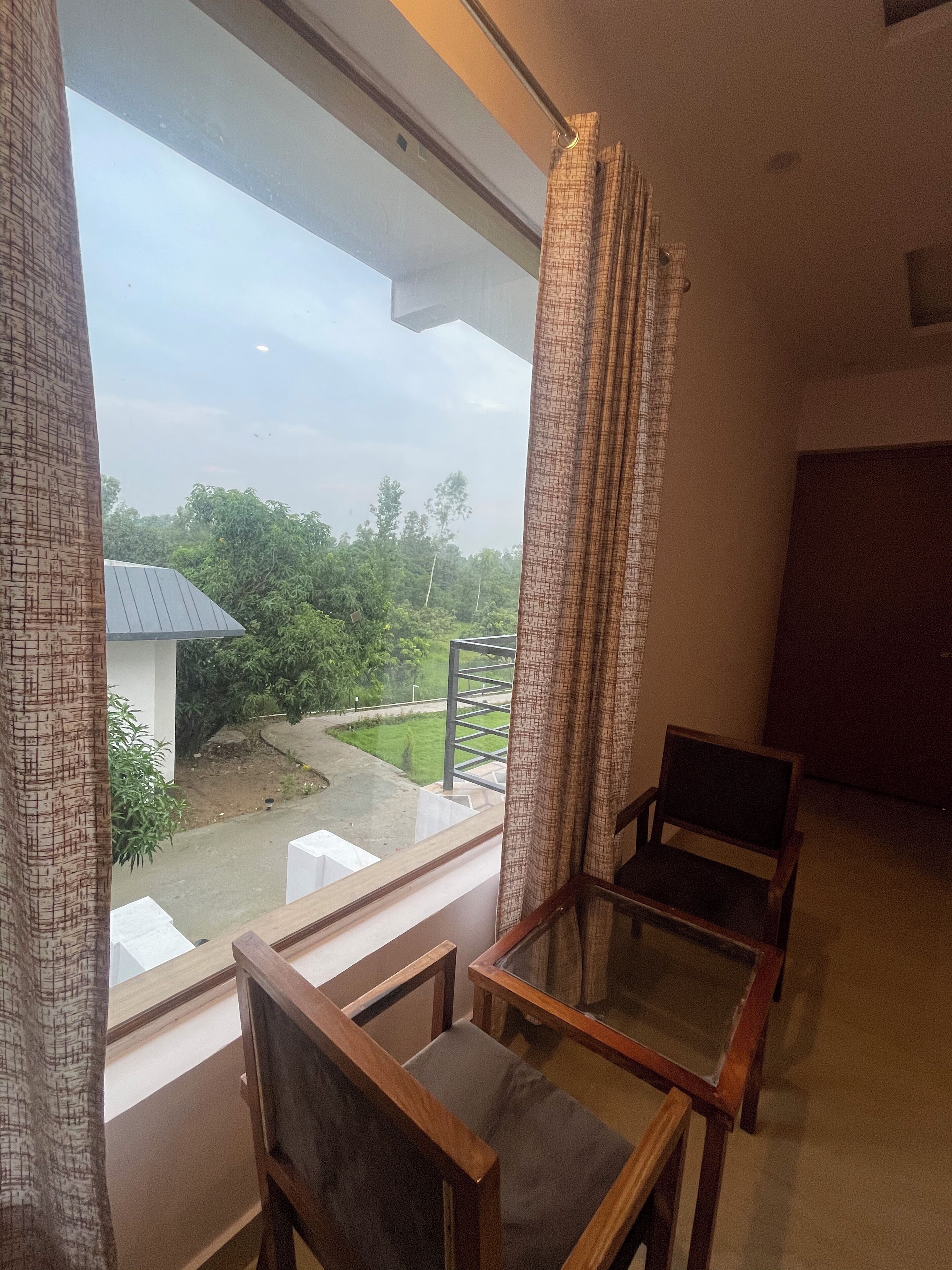 The White Oak Corbett Spa & Resort