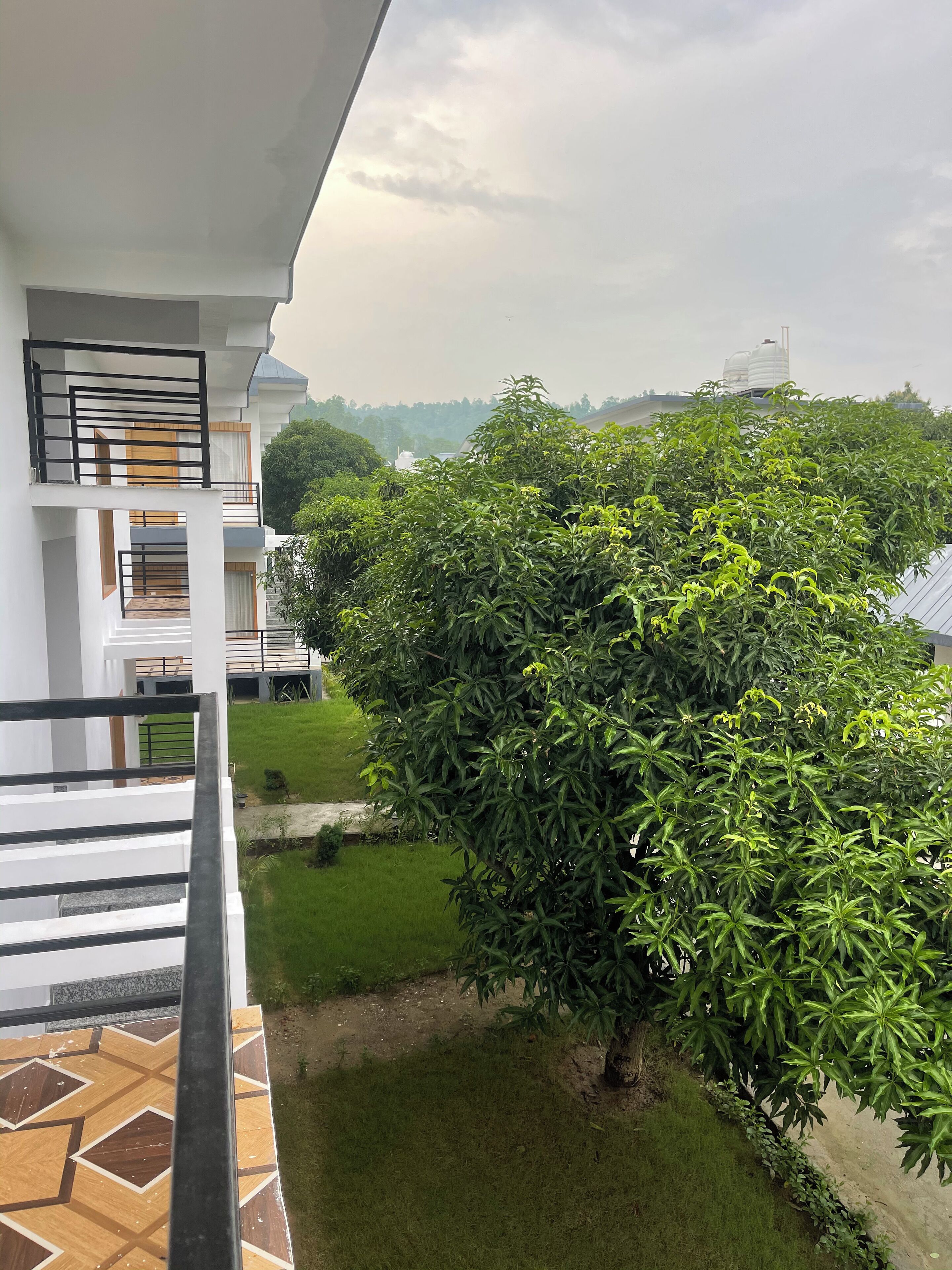 The White Oak Corbett Spa & Resort