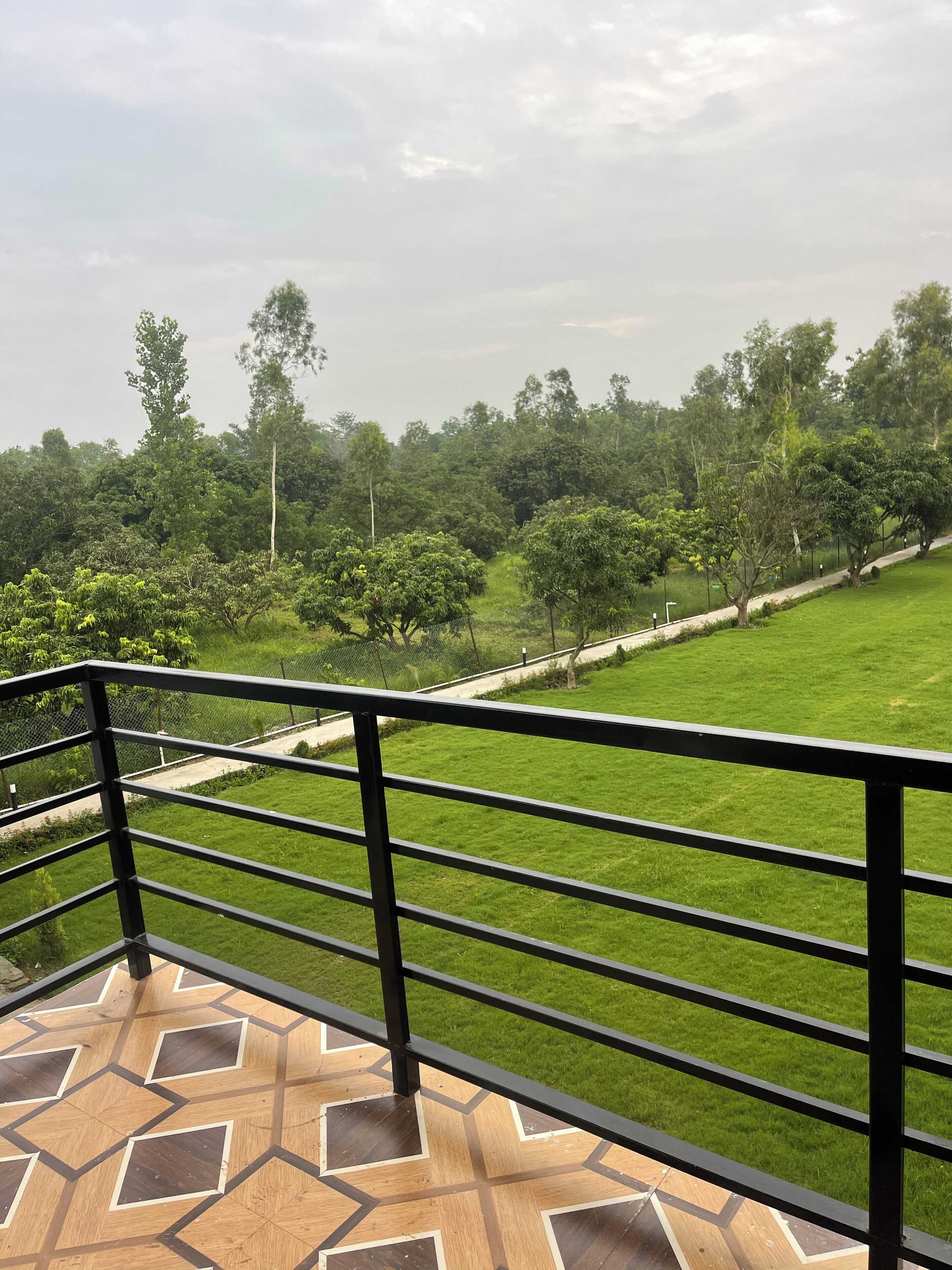 The White Oak Corbett Spa & Resort