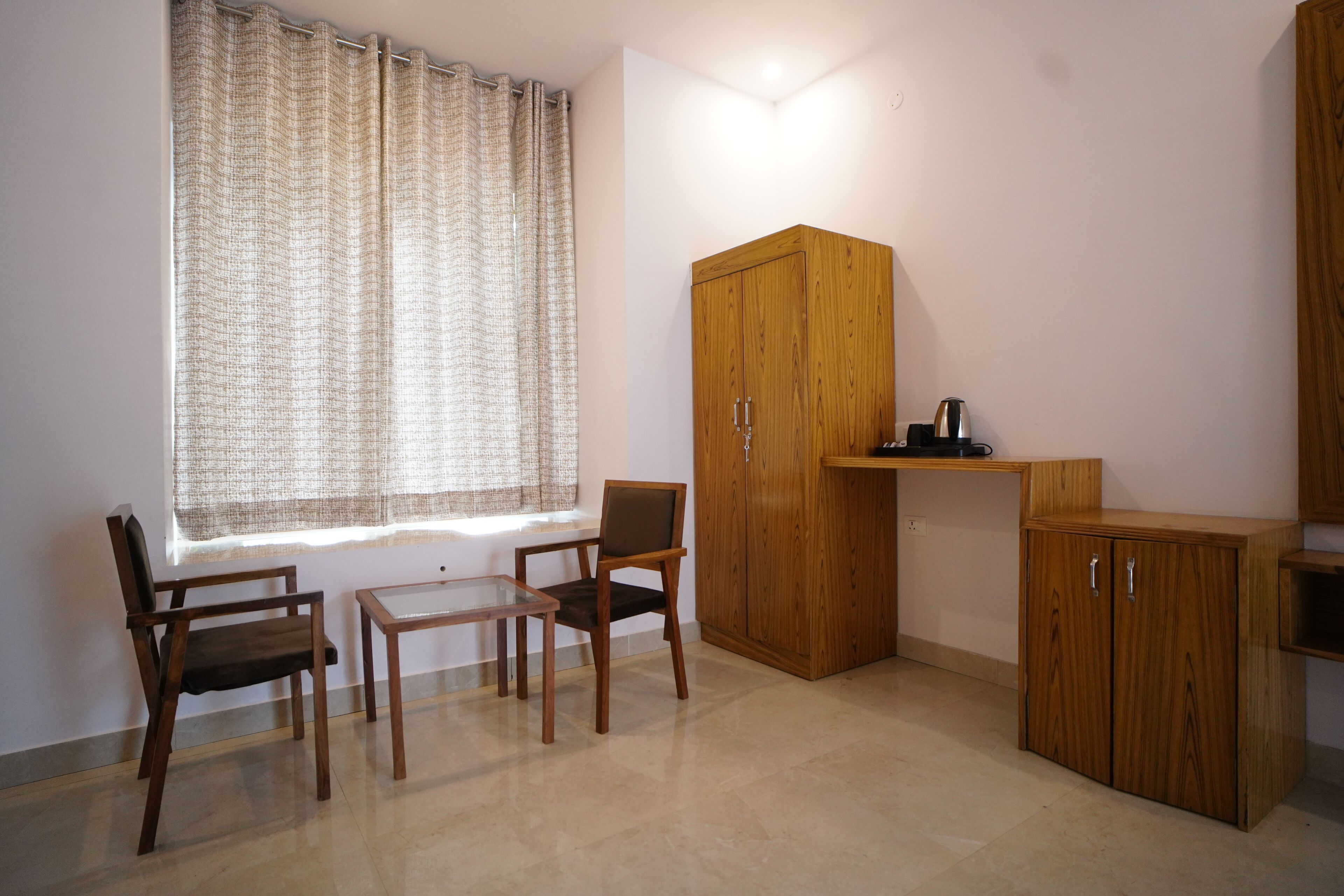 The White Oak Corbett Spa & Resort