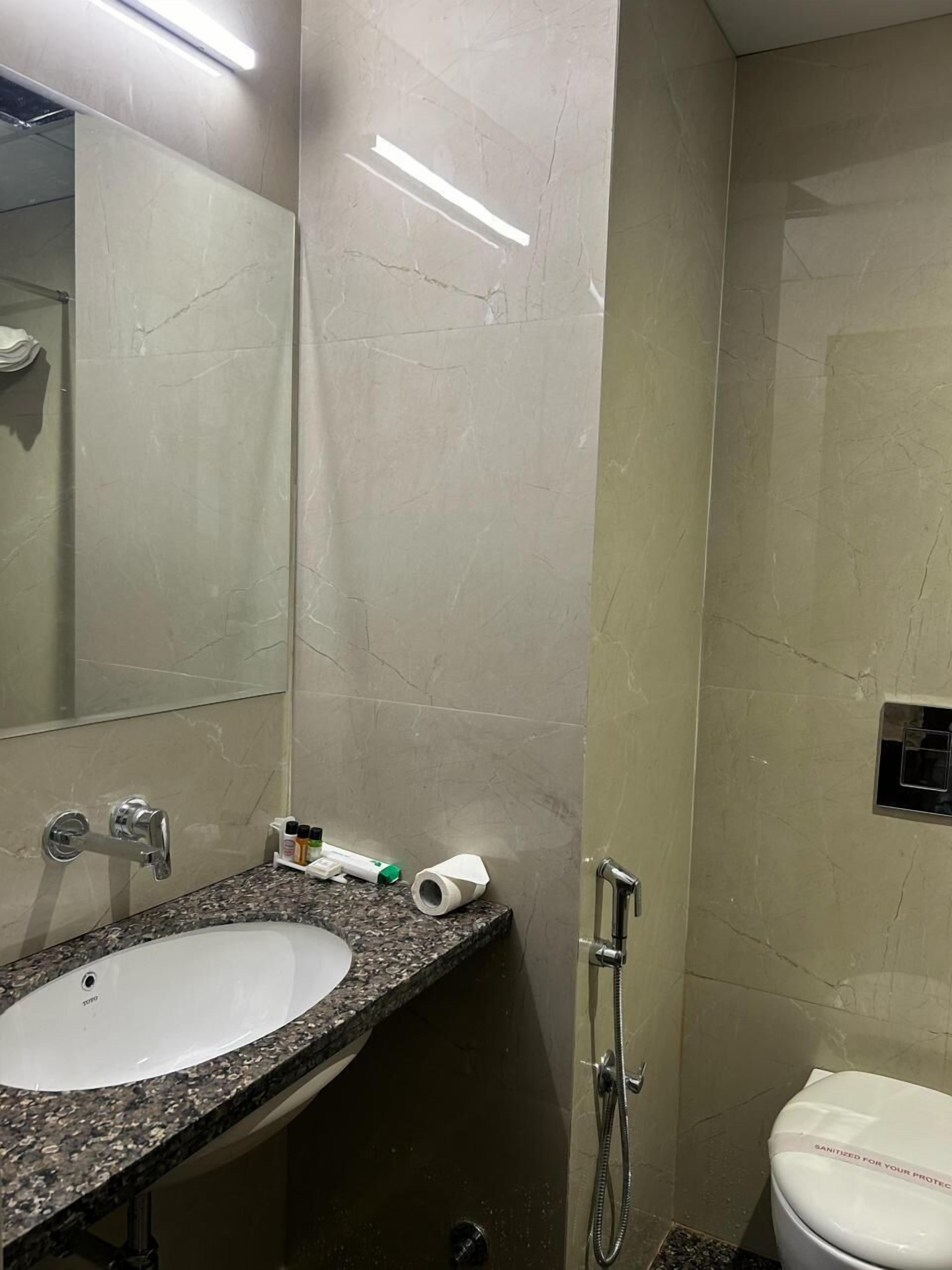 Shiv Kedar Hotel