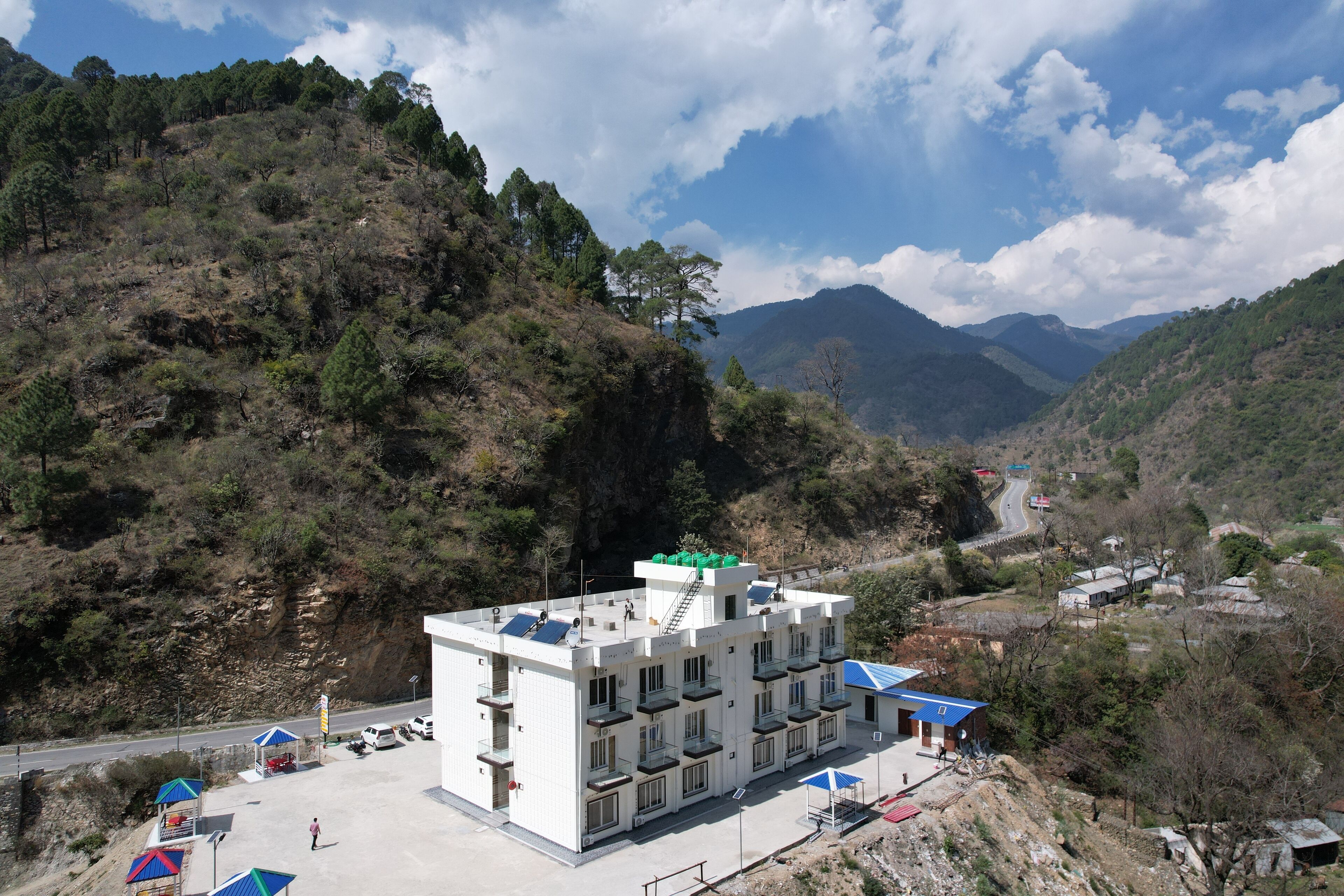 Hotel Hill River View Resort