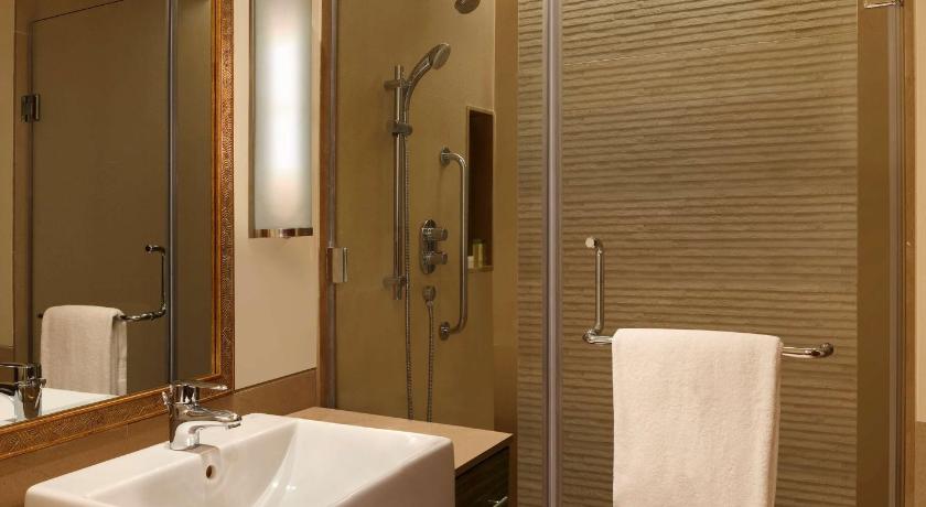 Doubletree by Hilton Agra