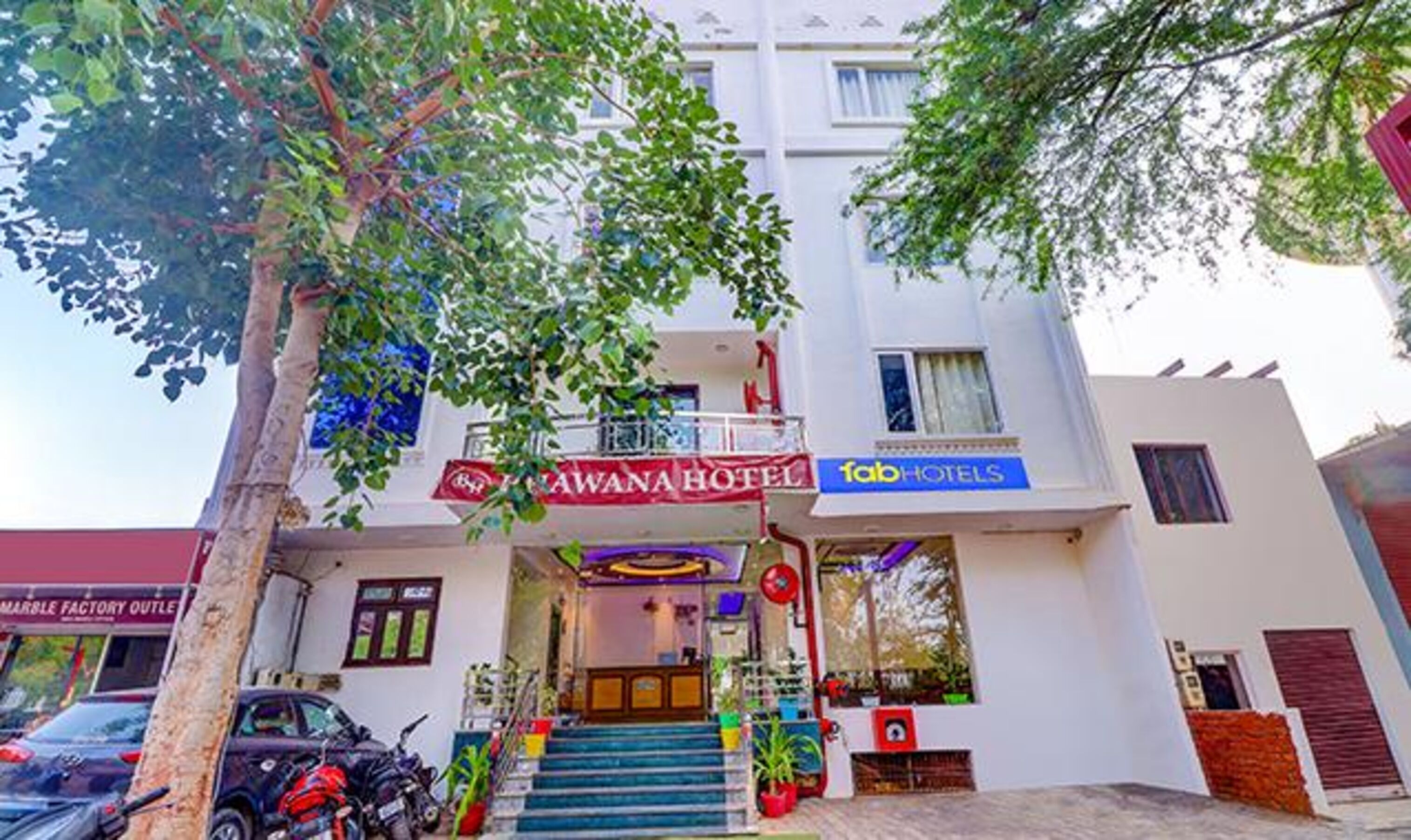 Fabhotel Bhawana