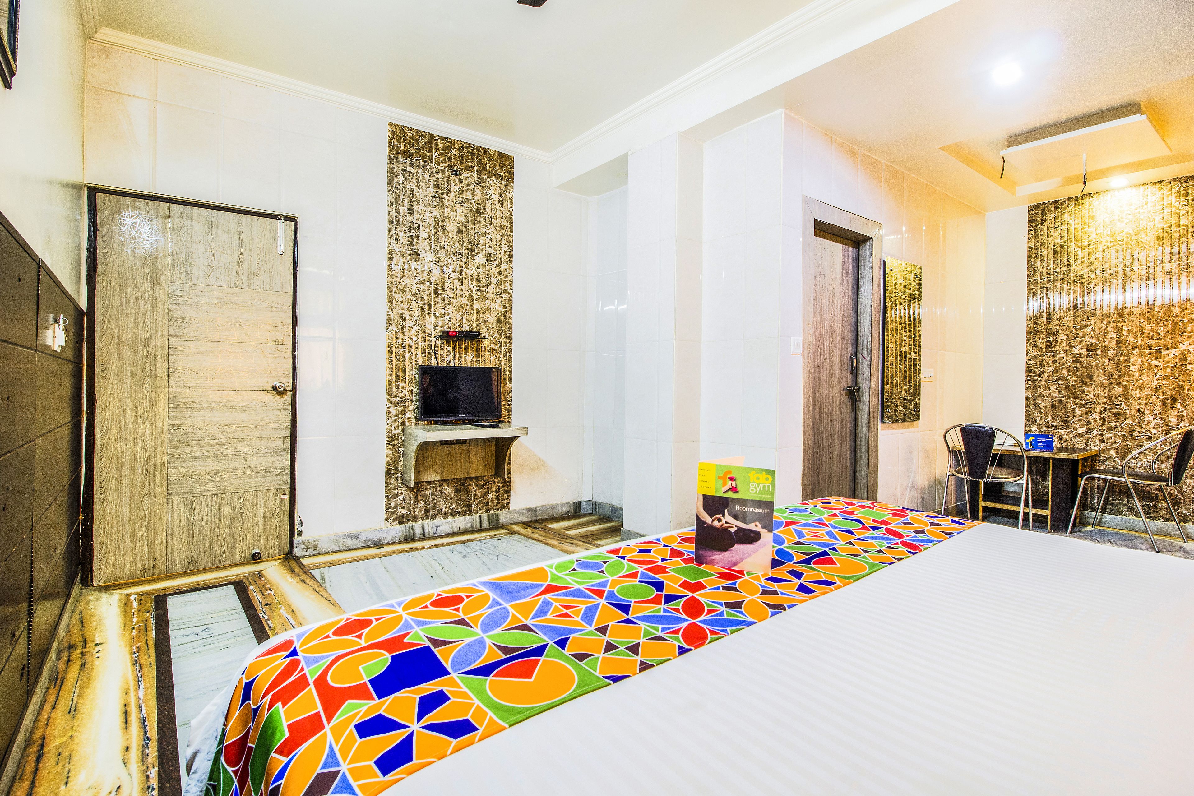 Hotel Alpine by FabHotels