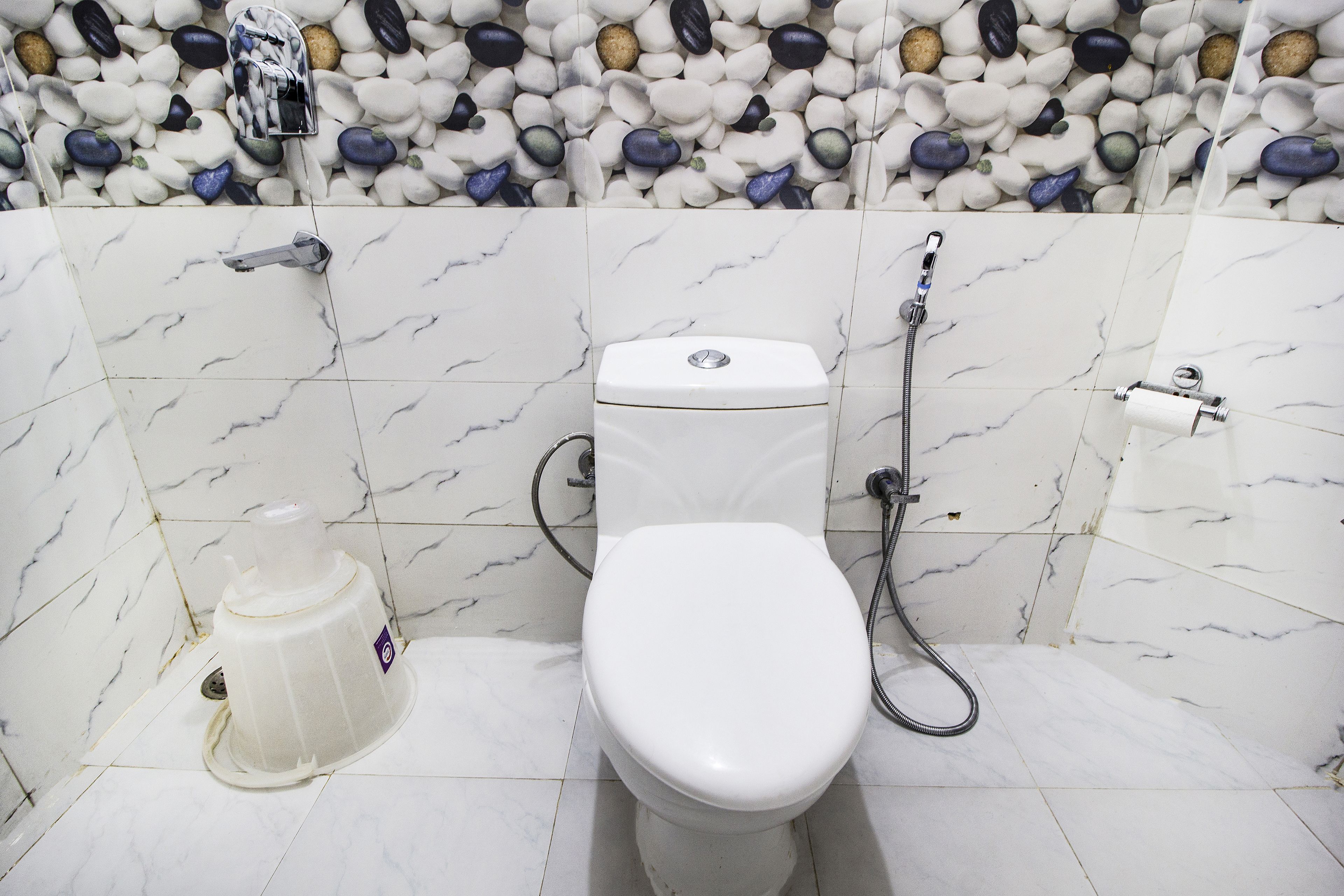 Hotel Alpine by FabHotels