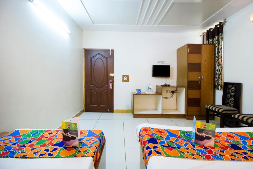 Hotel Alpine by FabHotels