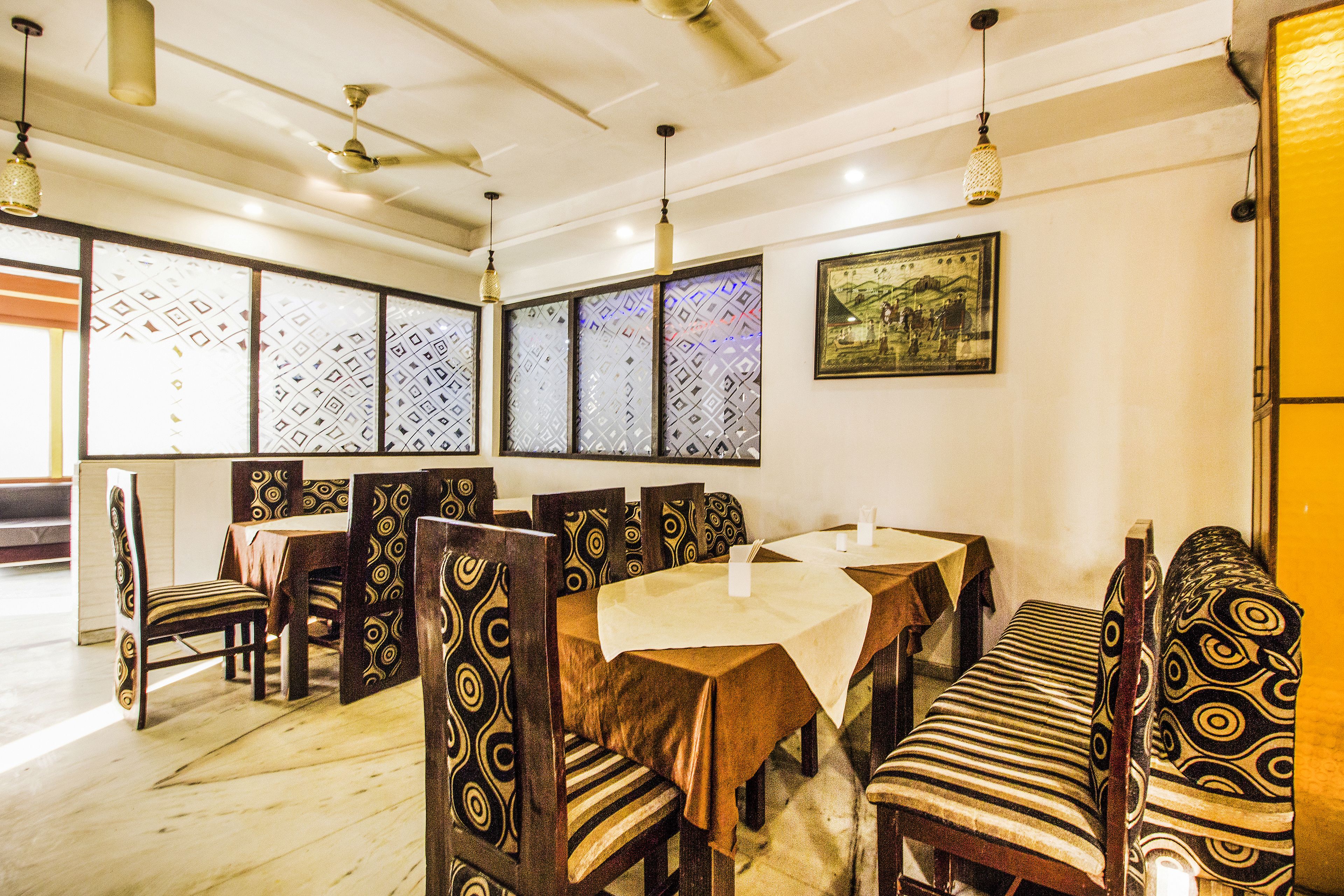 Hotel Alpine by FabHotels