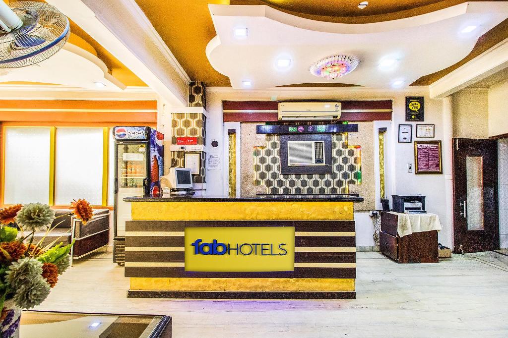 Hotel Alpine by FabHotels