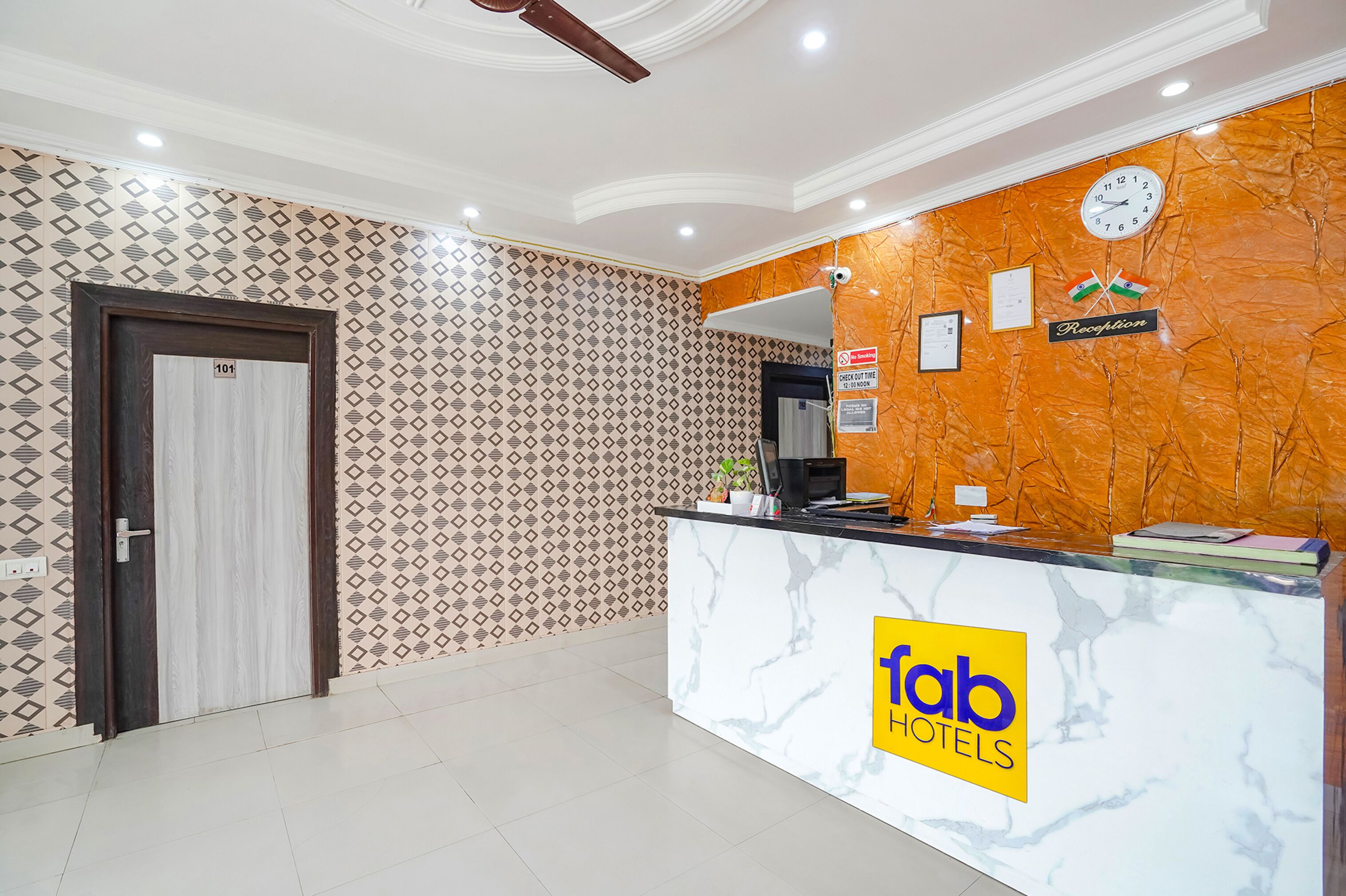 Hotel Taj Stay Agra