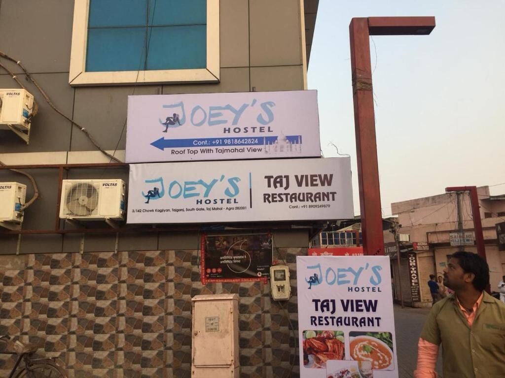 Joey's Hostel Agra