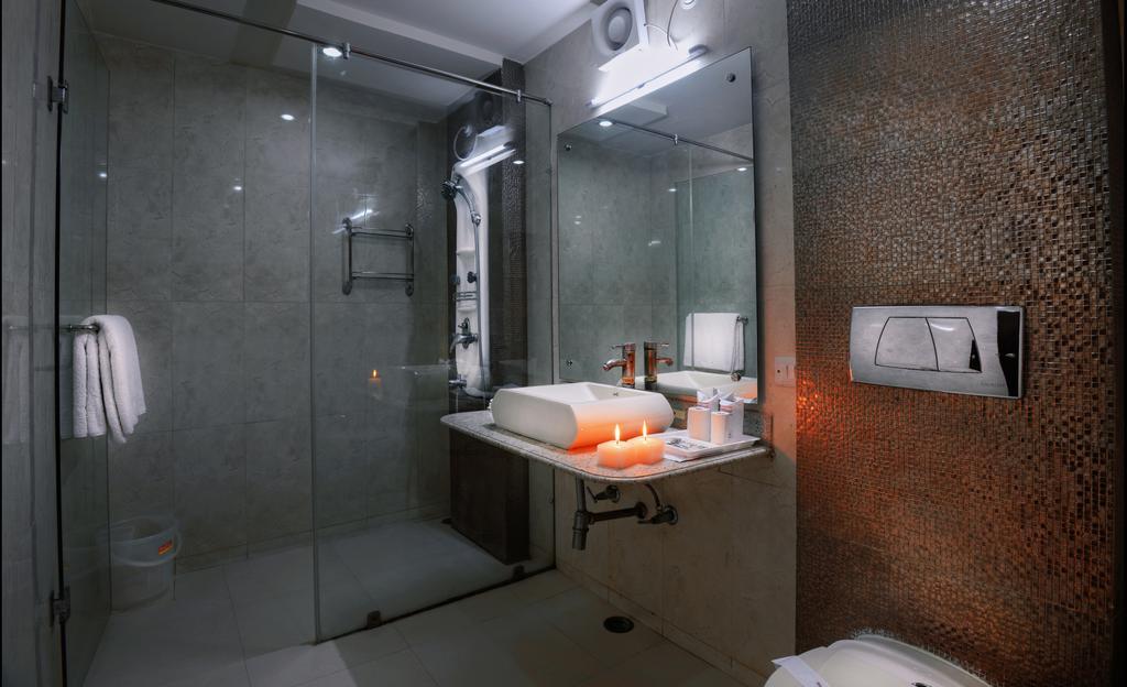 Royal Sarovar Portico Agra