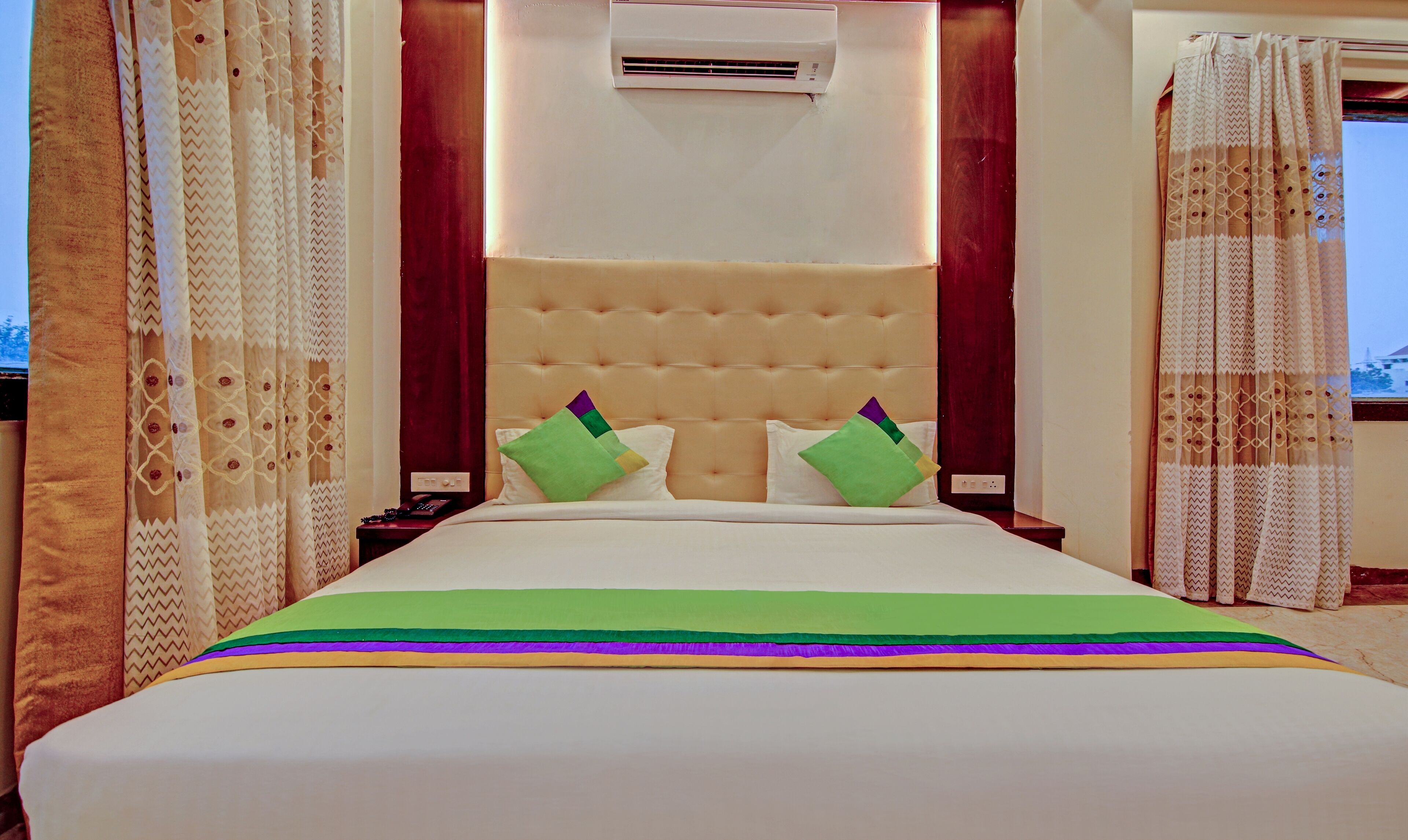 Swess Grand by Treeebo