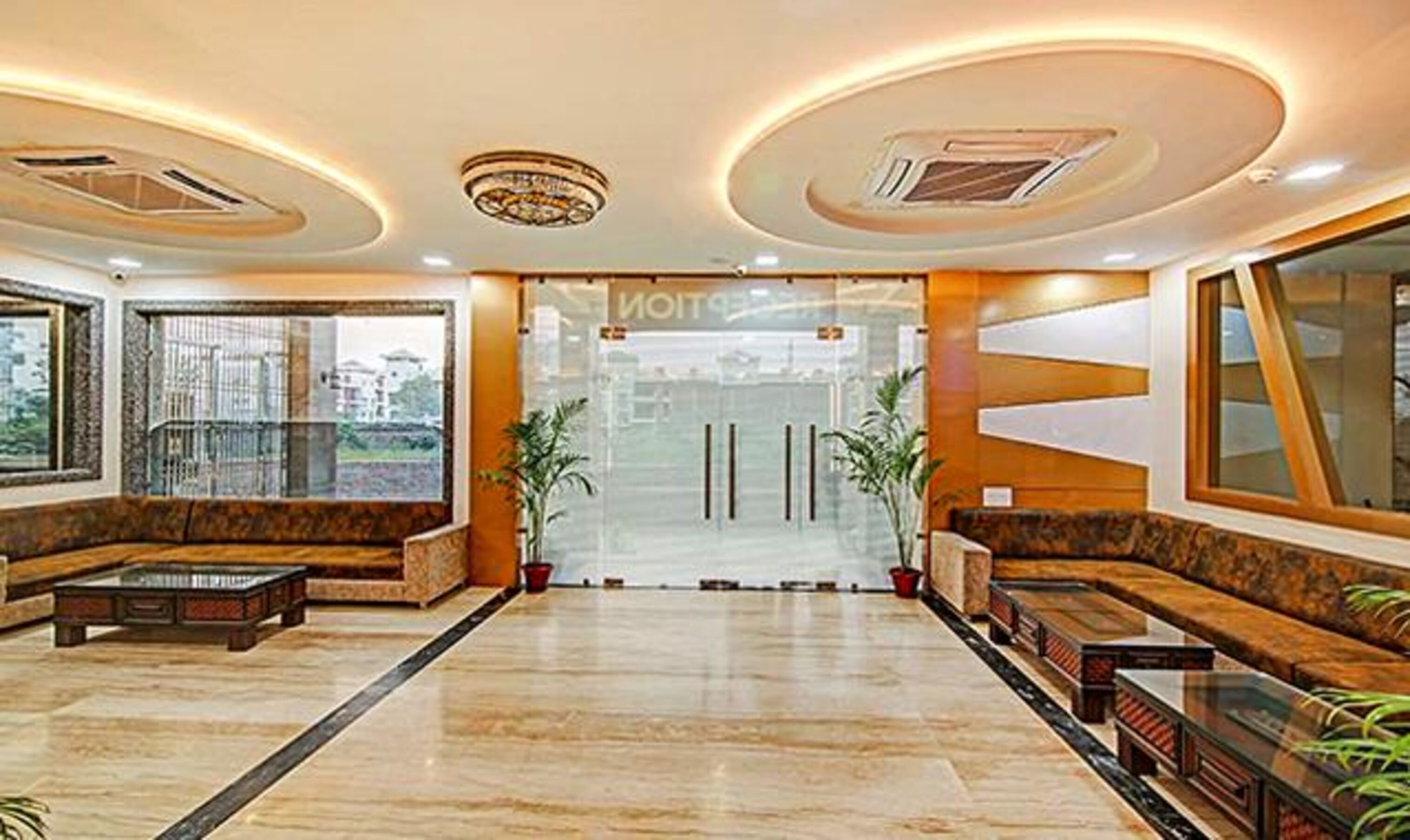 Swess Grand Fabhotel